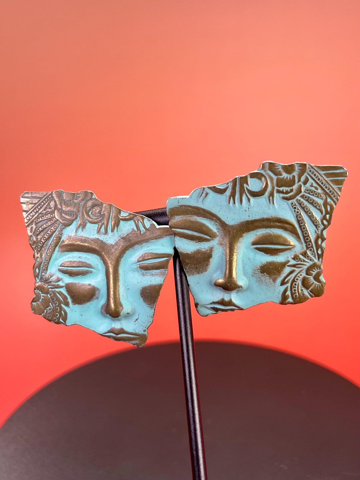 1.25 inch Vintage Bronze Face Design Earrings