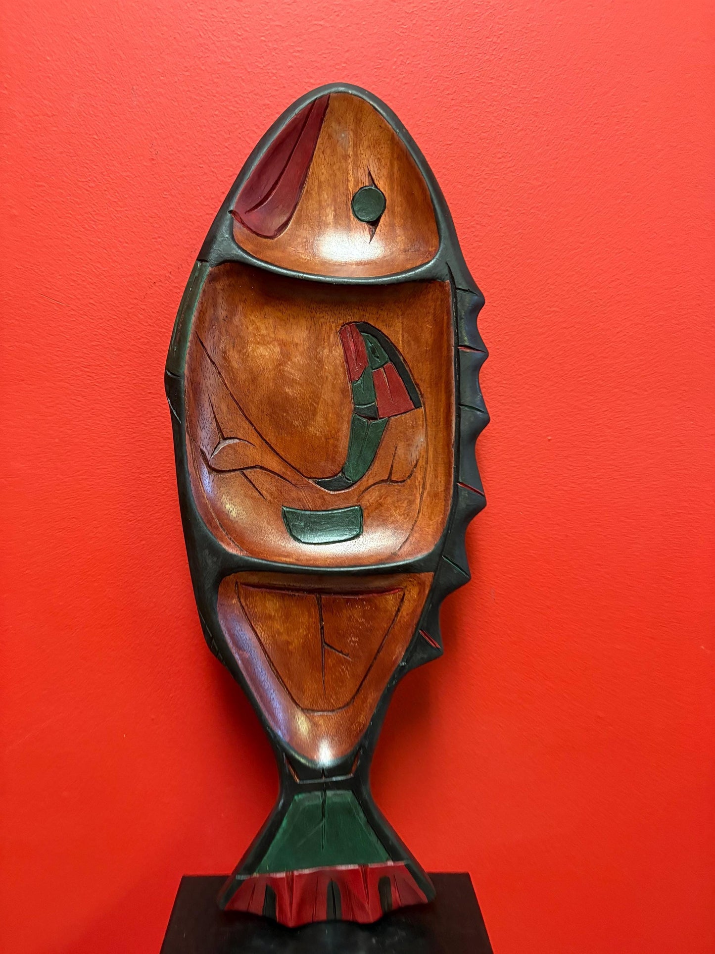 Beautiful Canadian indigenous first nations pacific West Coast Frank and Dora Frenchie salmon shaped feast bowl - 19 x 7 wide A