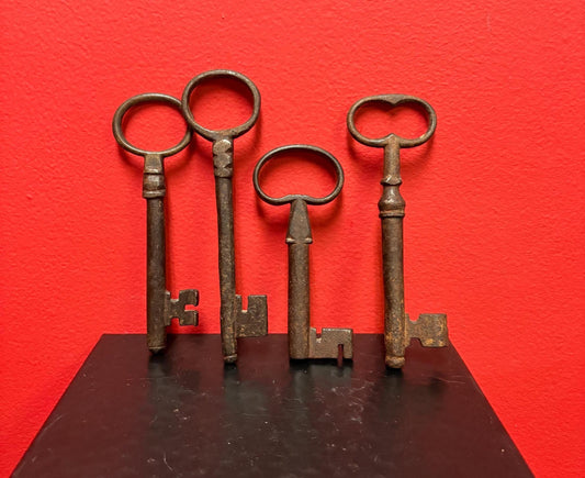 group of antique authentic early 19 century door keys — wonderful Patina — 4.5 to 6 inches tall each