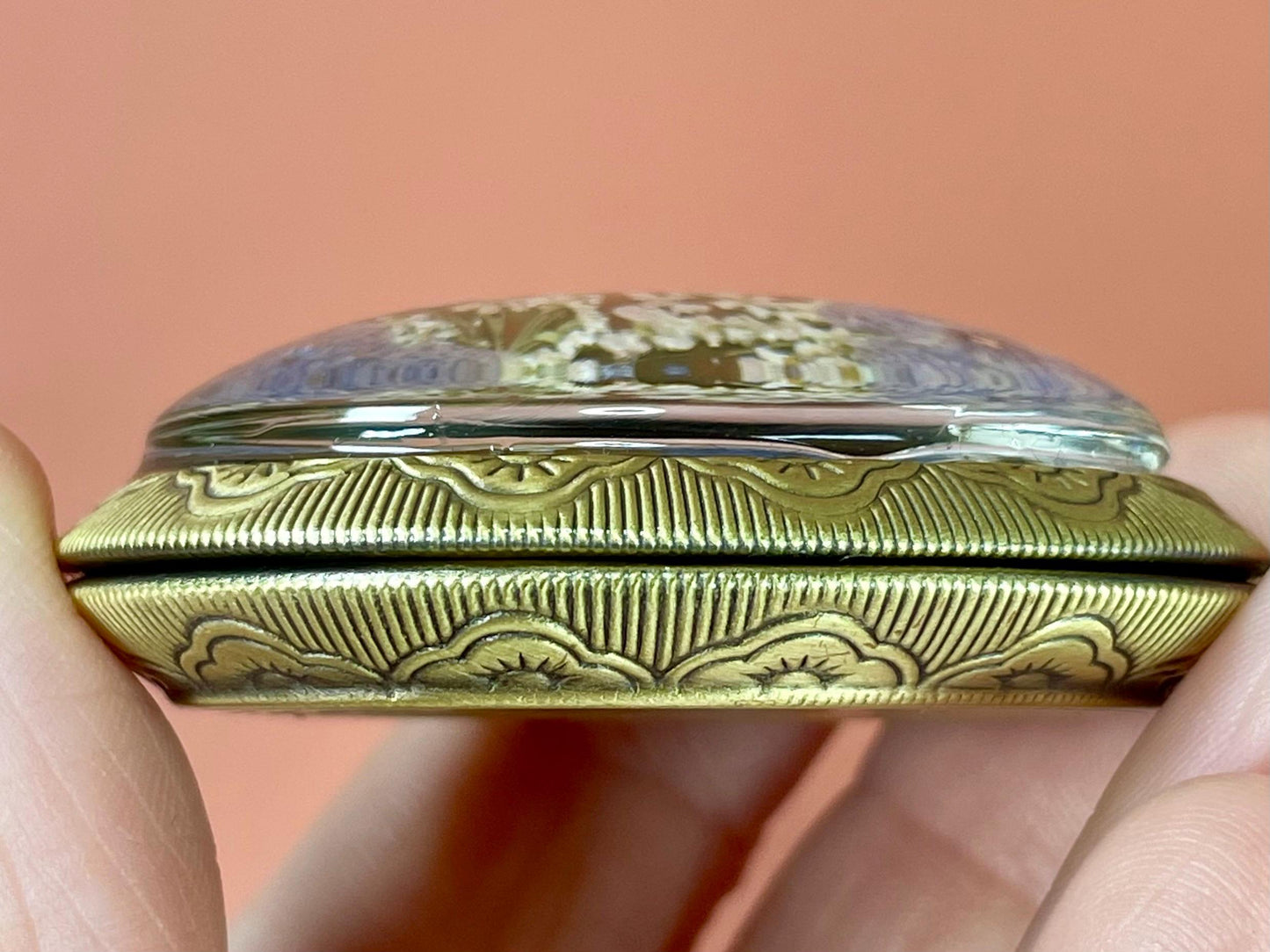 Beautiful Pressed Flower Locket Pendant Necklace with Vintage Photo