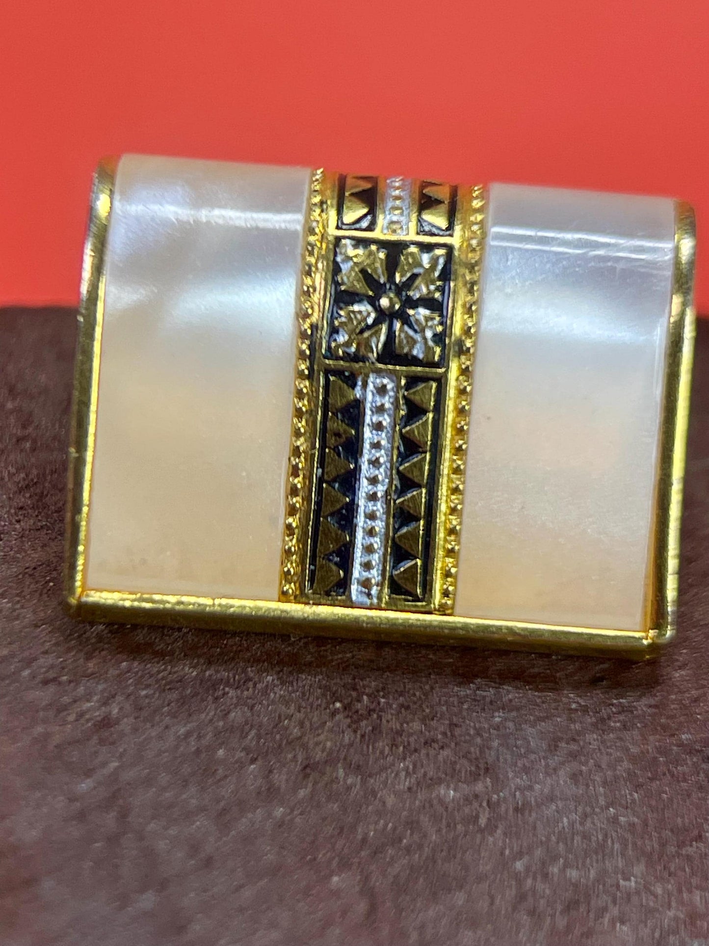 Beautiful Goldtone and pearlescent cufflinks  perfect gift -