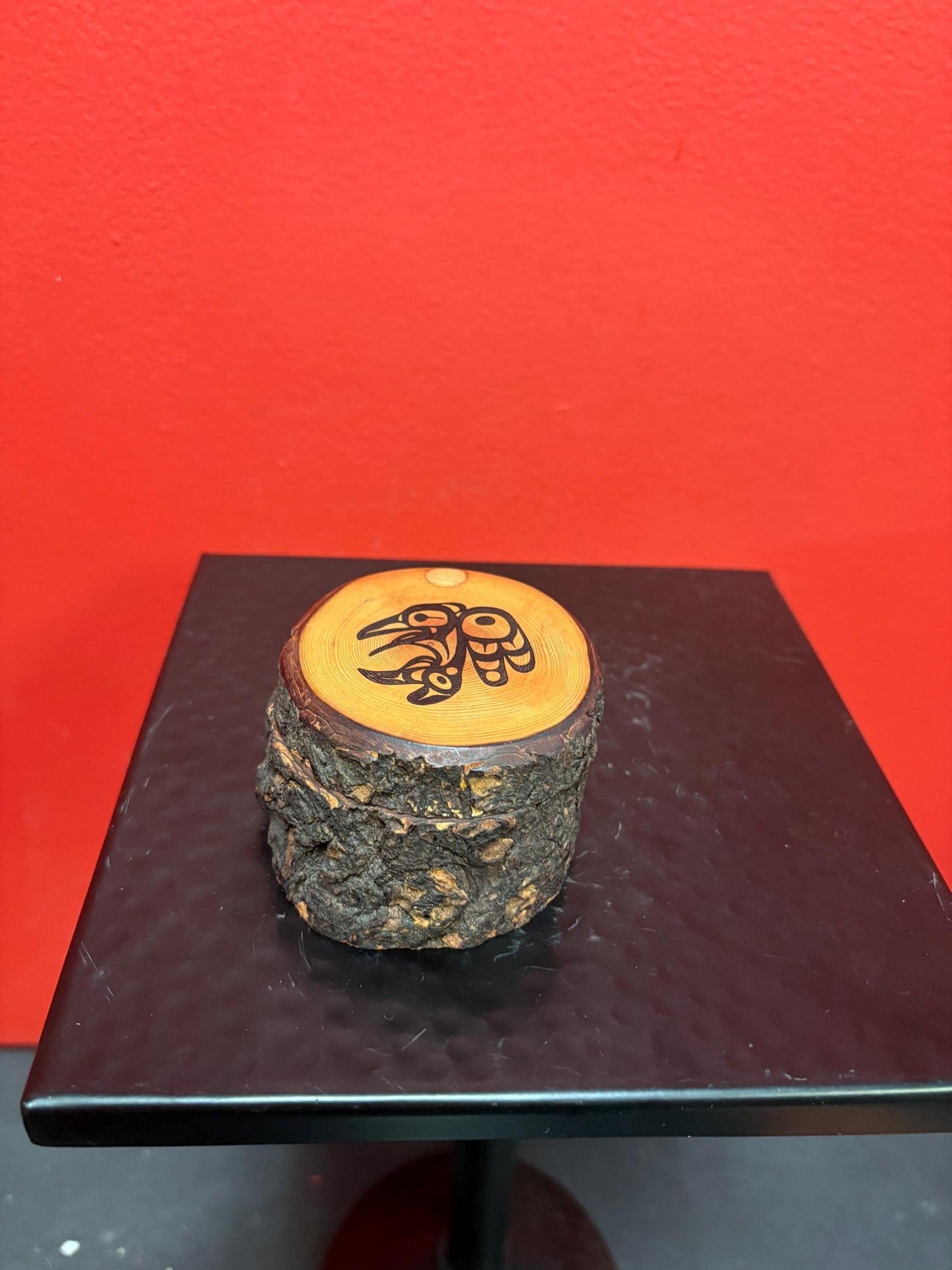 Indigenous Vancouver Island Live Edgewood Native box by Bill Helin  great condition and perfect gift