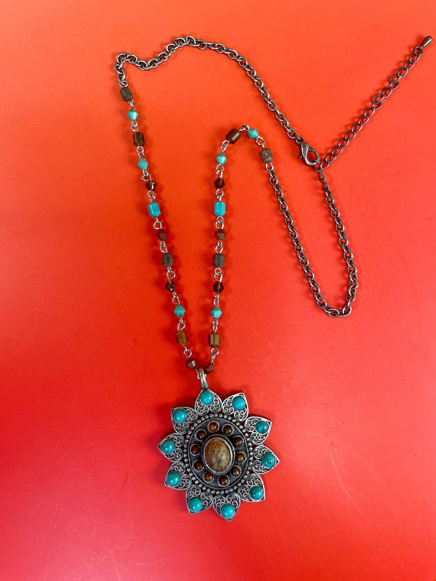 Vintage Boho Floral Pendant Necklace