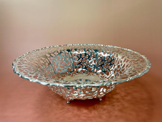Stunning Silver Plated Lace Serving Dish