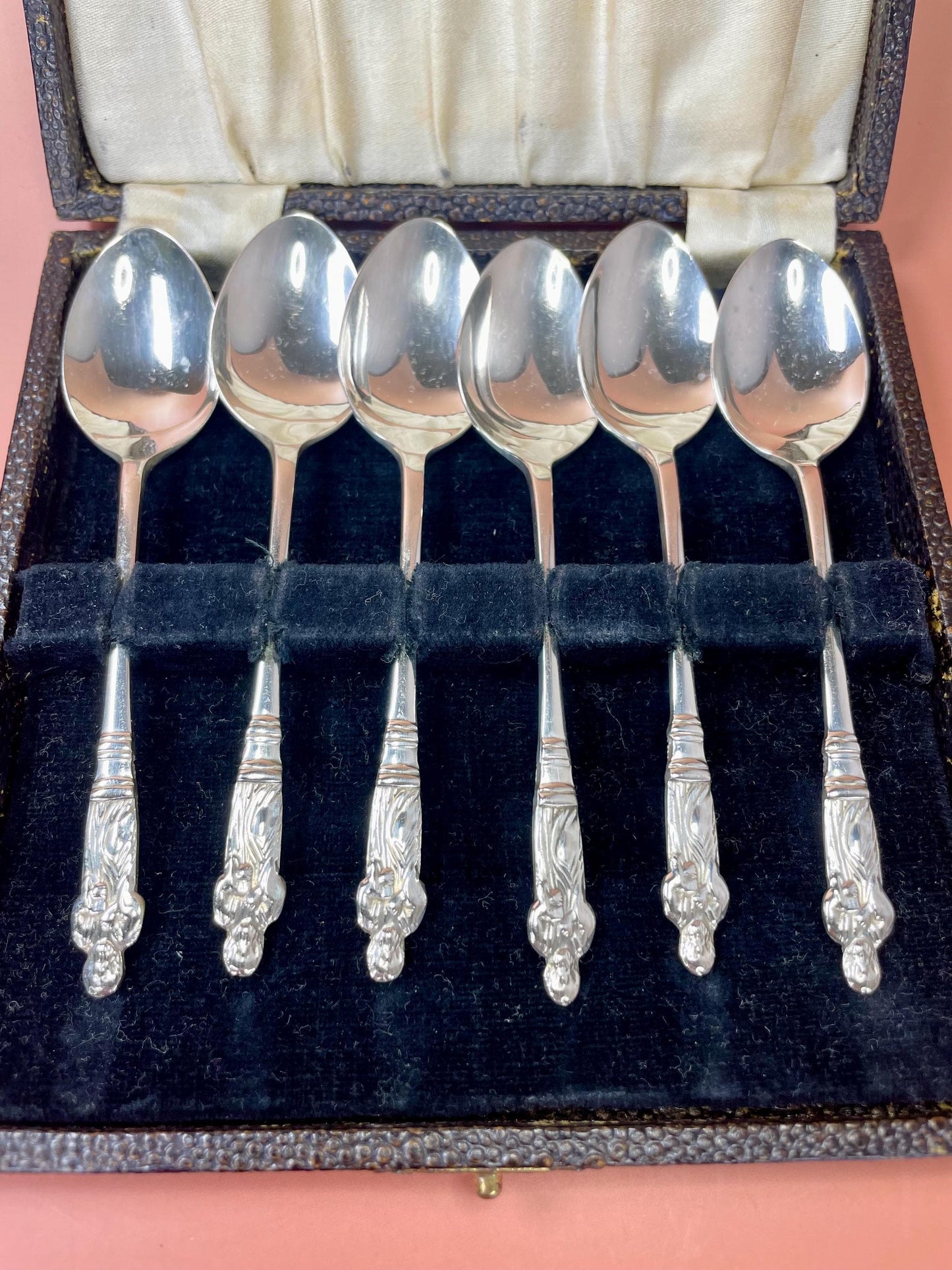 Silver-Plated Spoons Set  4.5 in  in Case