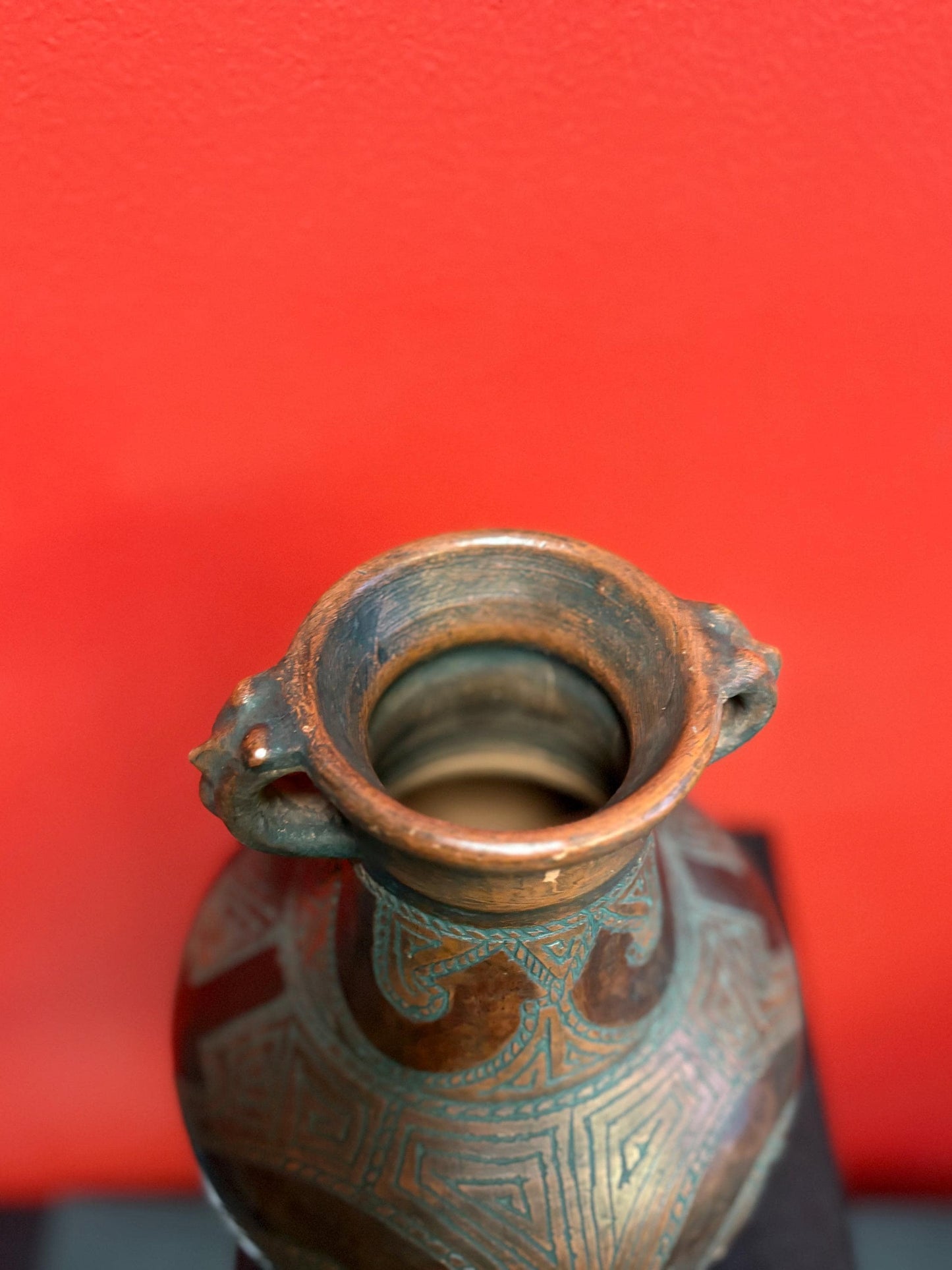 Antique South American Brazilian ARTSOUZA signed pottery vase in great condition  magnificent piece  9 inches high