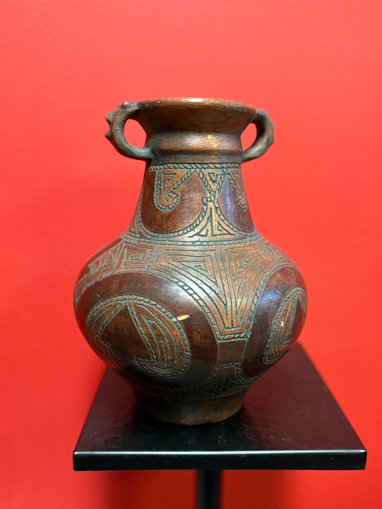 Antique South American Brazilian ARTSOUZA signed pottery vase in great condition  magnificent piece  9 inches high