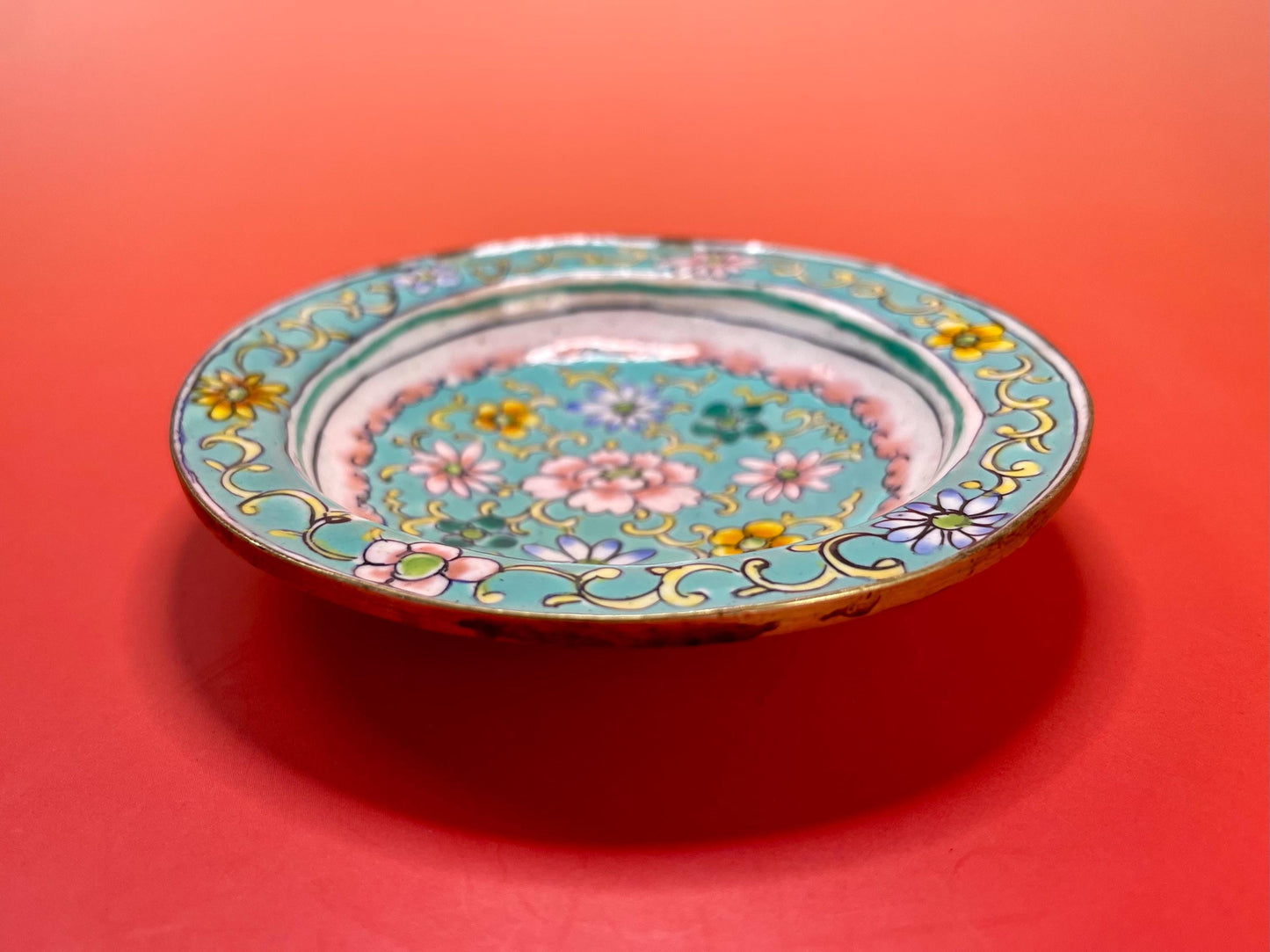 Chinese enamel Dish 1950s   3.5 inches