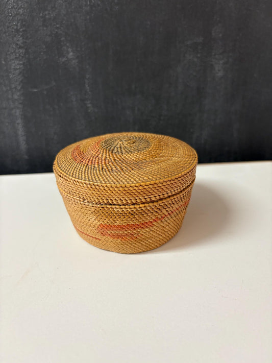 Indigenous first nations coast Salish basket with damage  4 x 2  great example and really great value