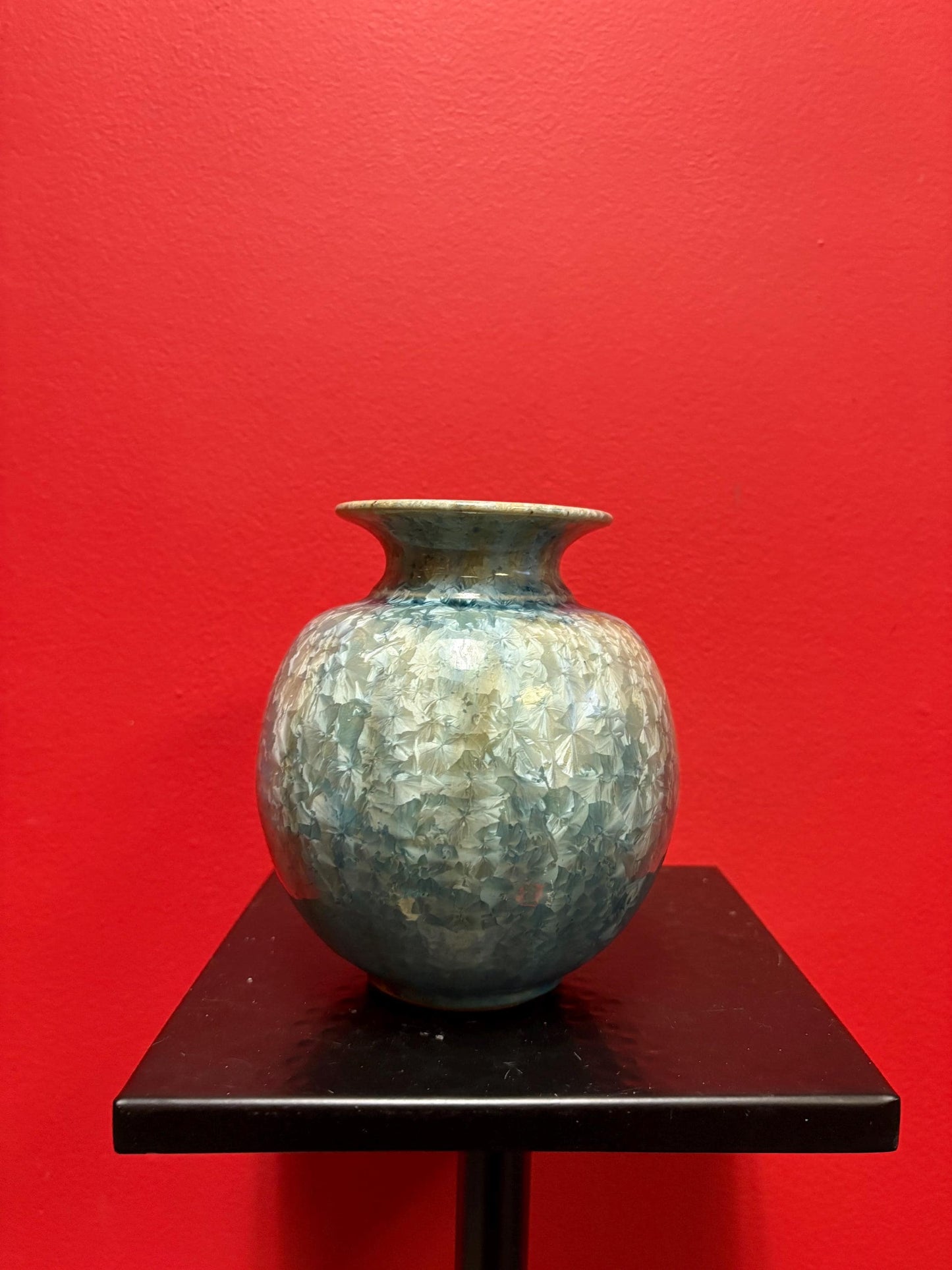 Canadian signed studio pottery 6 inch vase with amazing glaze  dynamite colour  great value