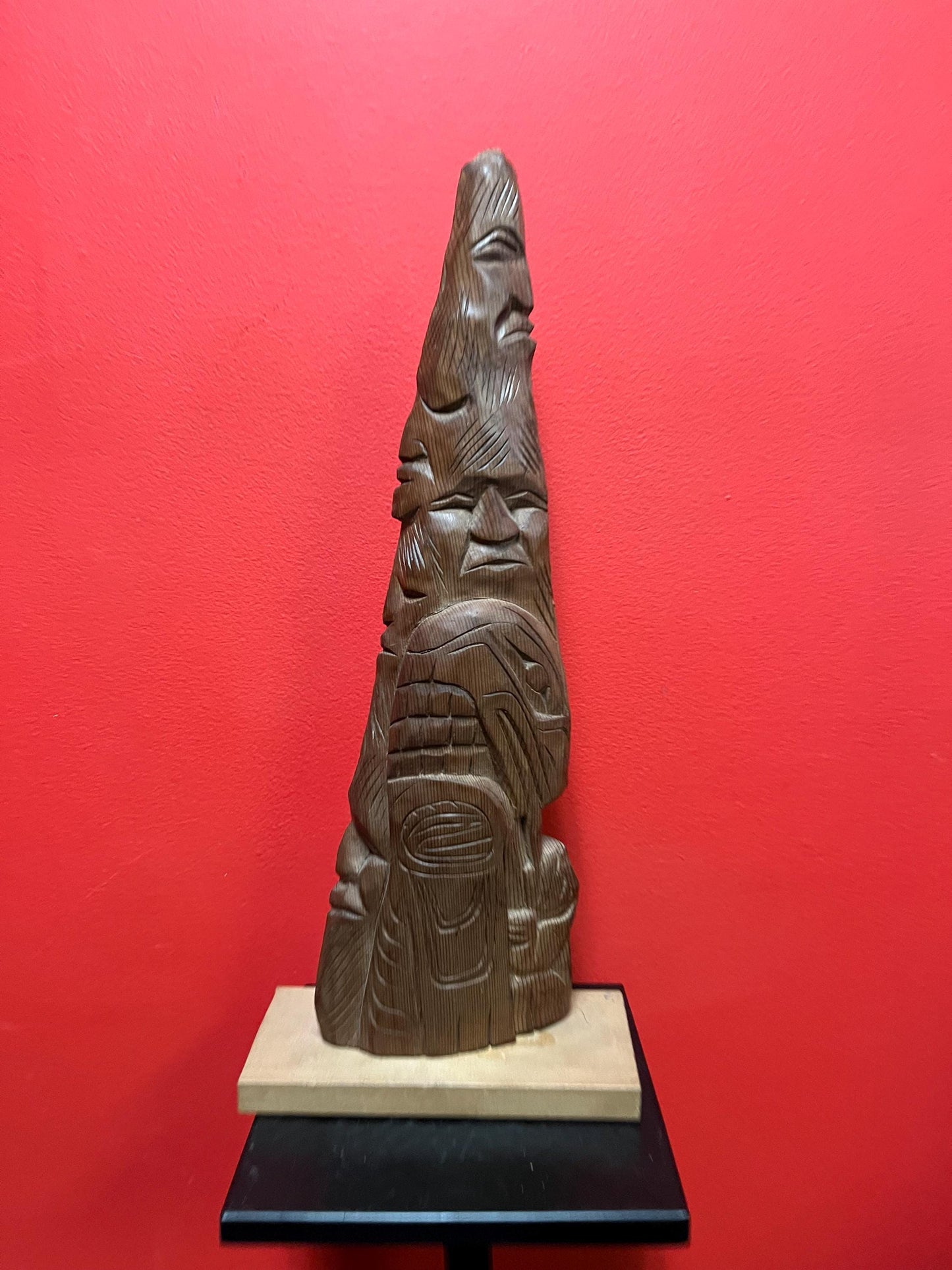 Beautiful 17 x 8 signed indigenous first nation Pacific Northwest coast cedar plaque on stand great imagery