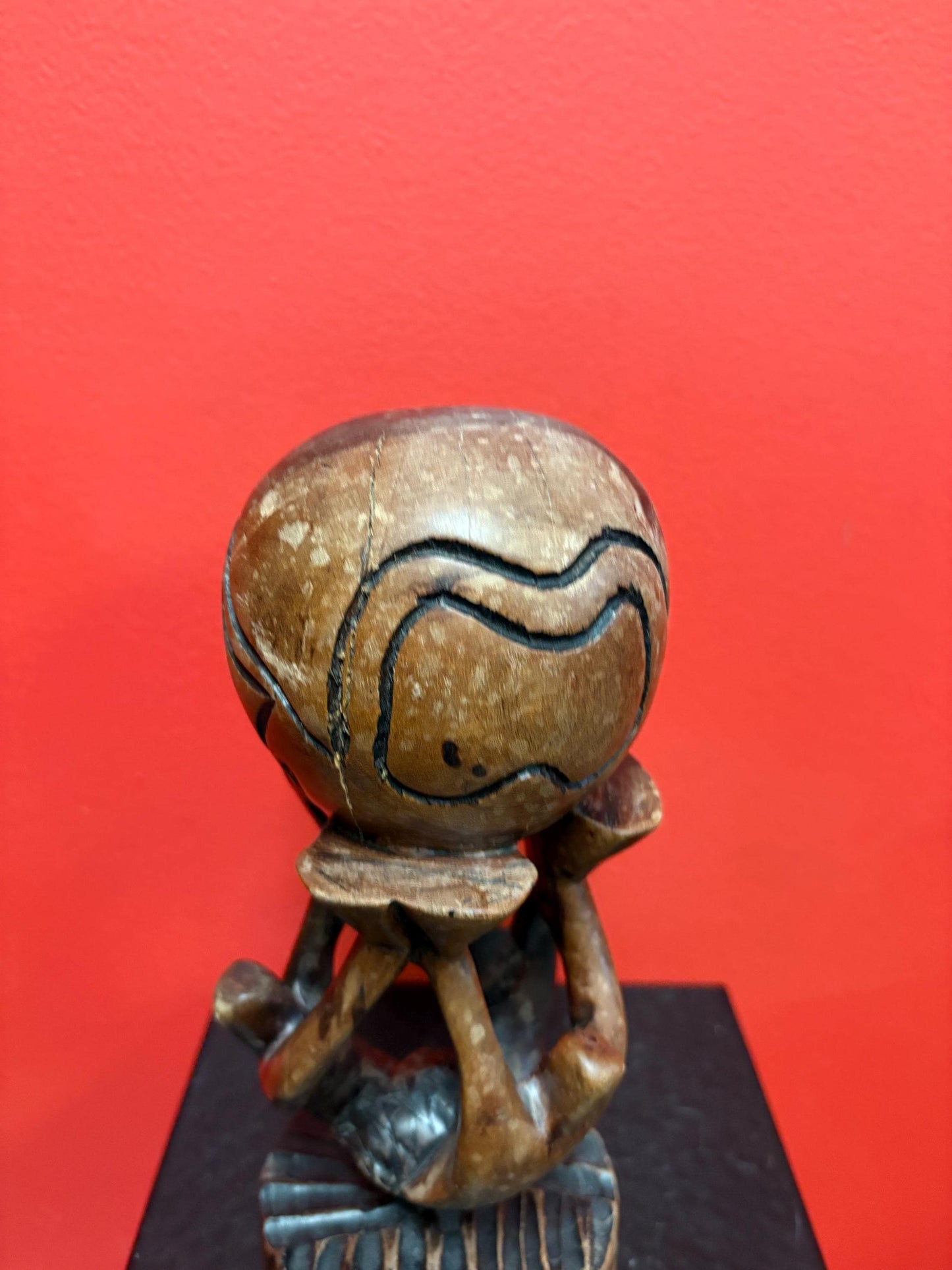 Lovely vintage African wooden statue of people holding up the world  9 inches tall  peaceful art sculpture