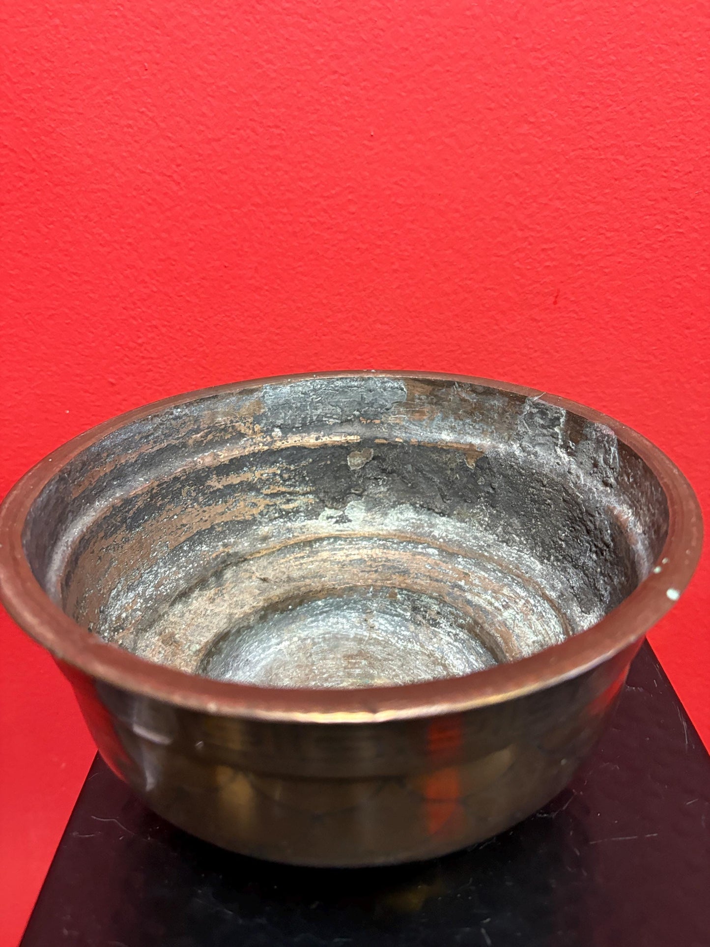 Heavy Chinese bronze bowl  7 x 4 high  lovely design and quality  great value