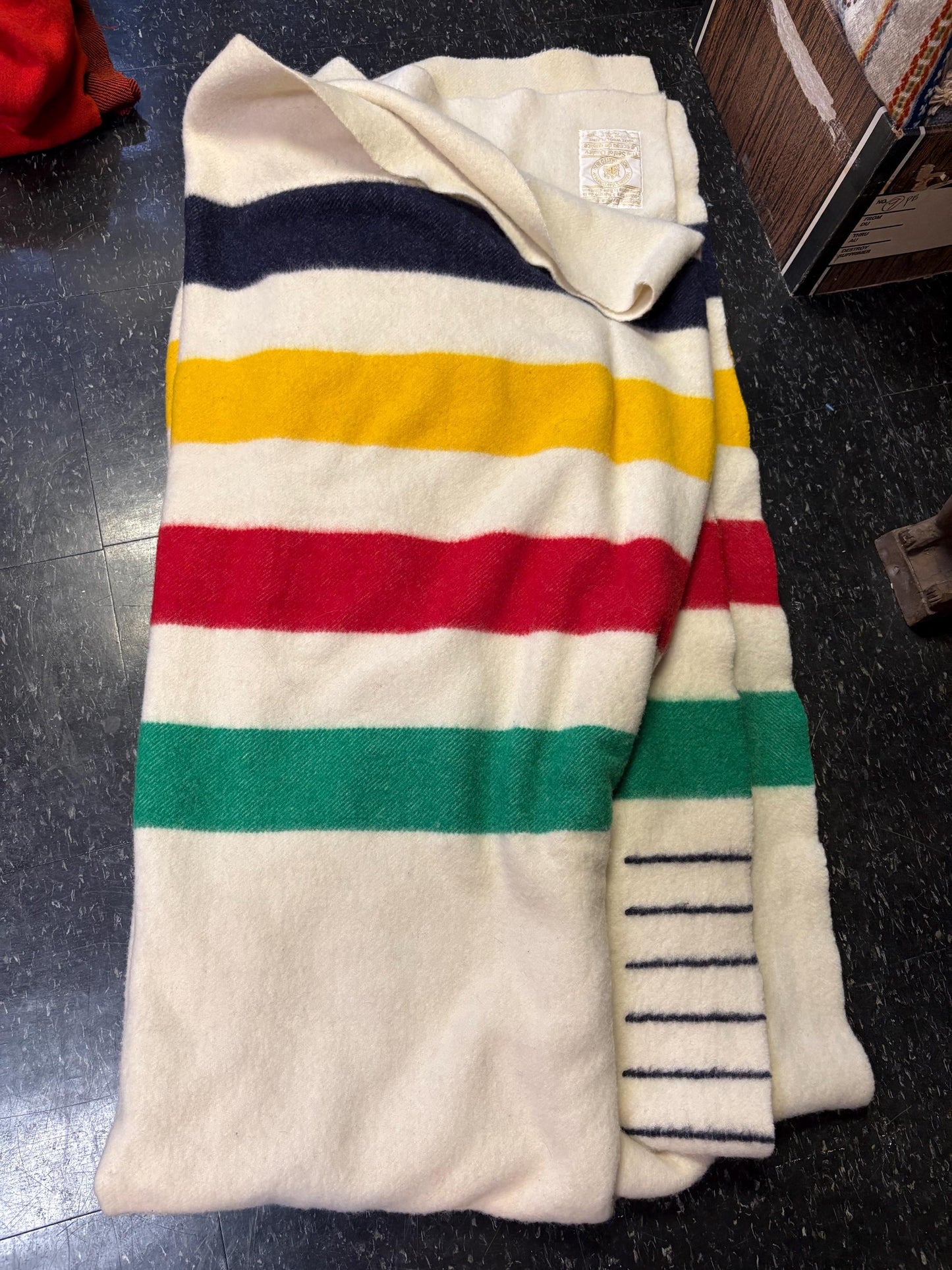 HBC Hudson Bay wool  blanket authentic with tag - 6pt massive queen size  wow  see photos