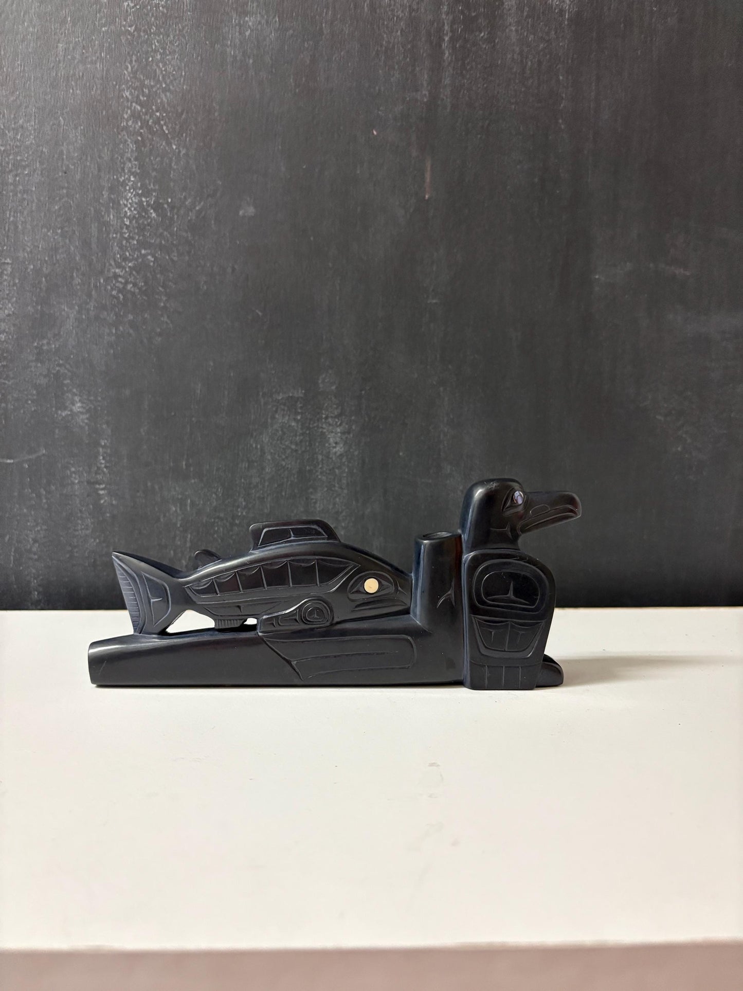 Stunning rare Haida argillite Glen Pollard pipe  most amazing detail and condition   museum quality  the best  8 x 3.5 inches high