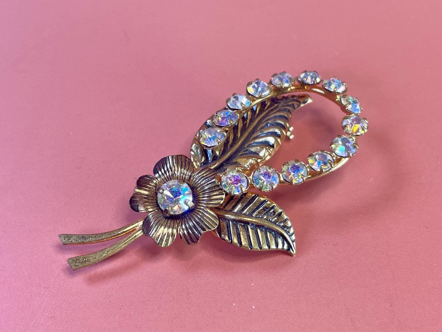 A  Beautiful 2.25 inch long Aurora Borealis rhinestone brooch