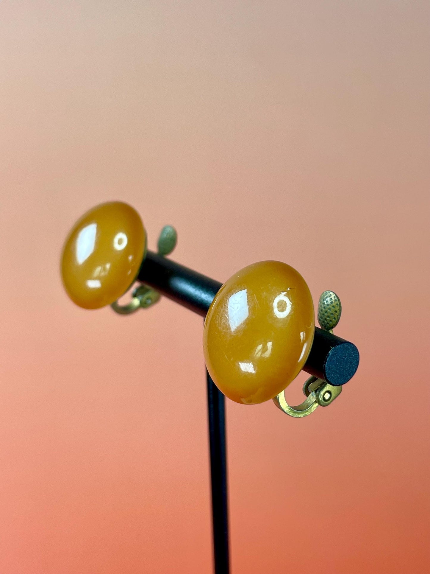 Vintage .75 inch Amber clip-on Earrings