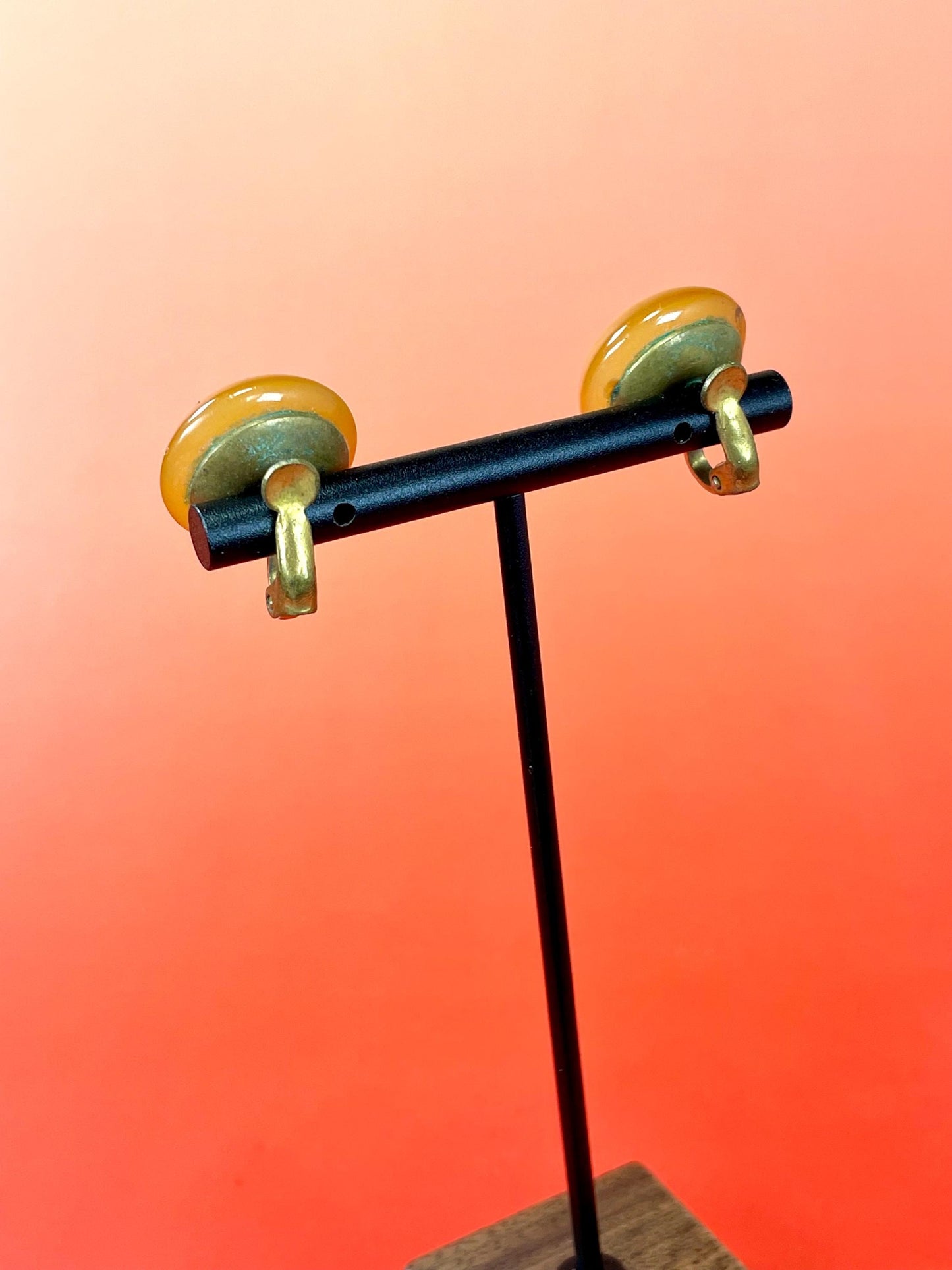 Vintage .75 inch Amber clip-on Earrings