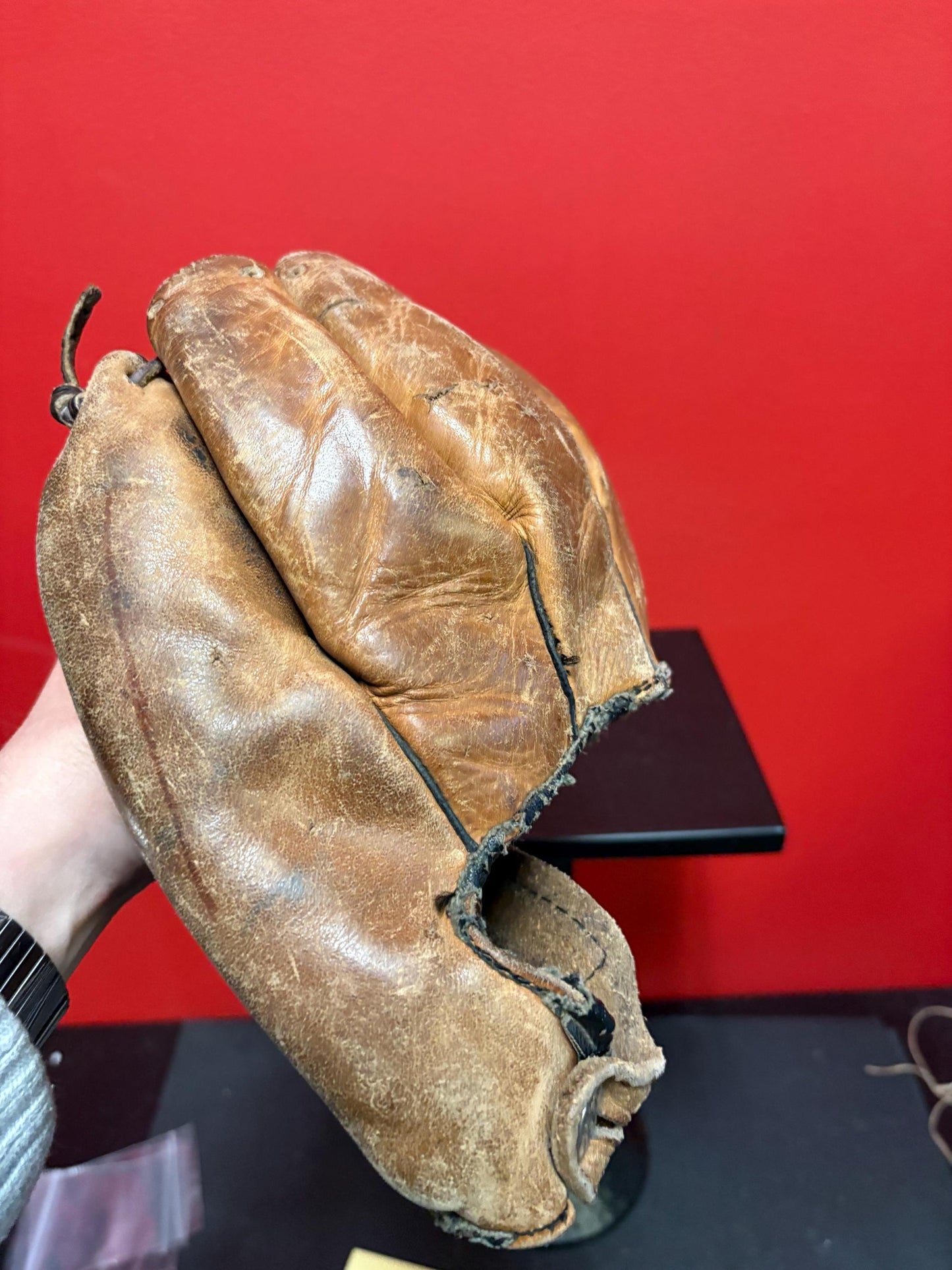 Beautiful cooper works leather baseball glove and ball  1940s ish  wow  good antique condition