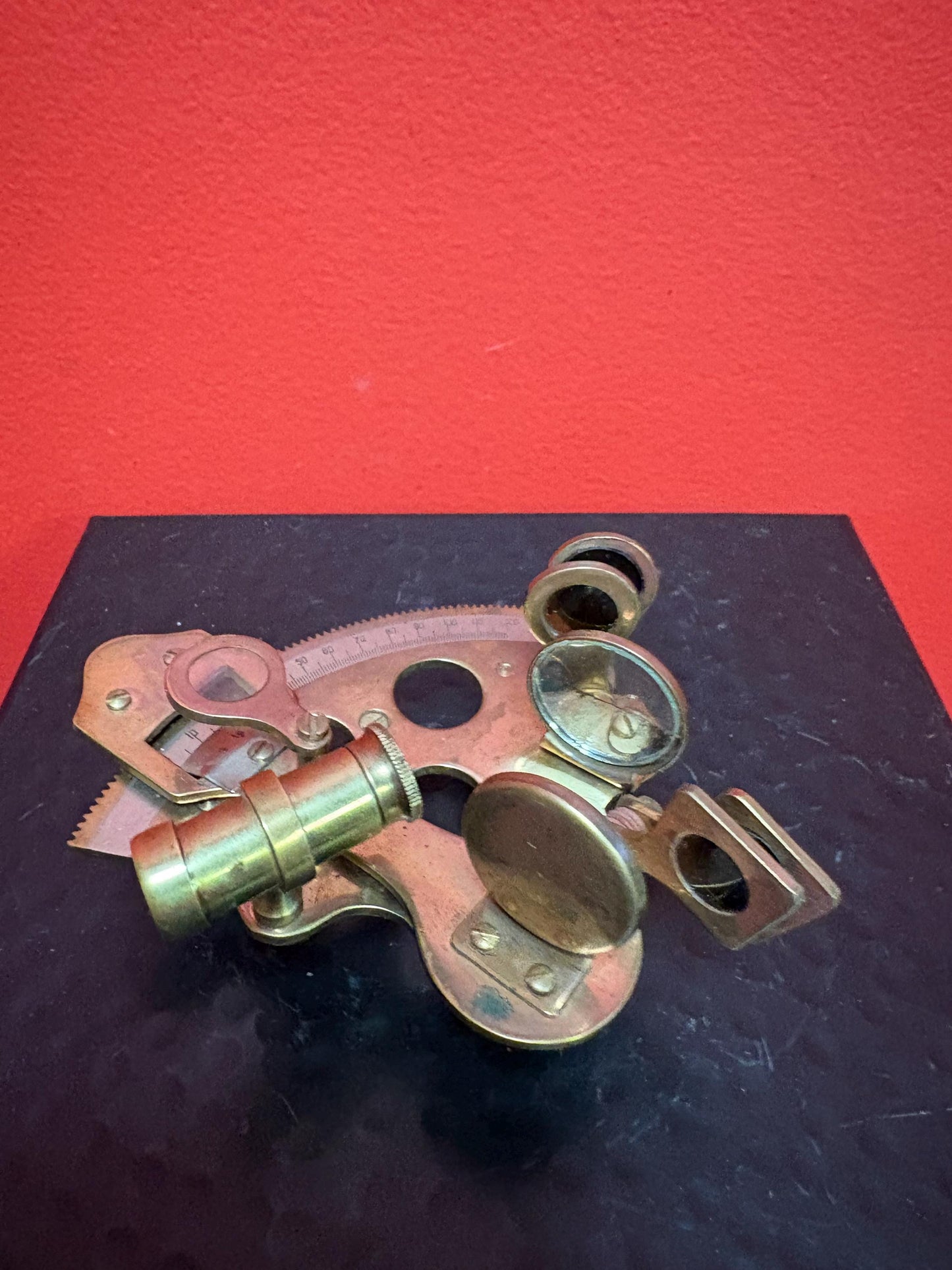 Beautiful 4.5 inch antique brass sextant  seem to work  wonderful condition  wow