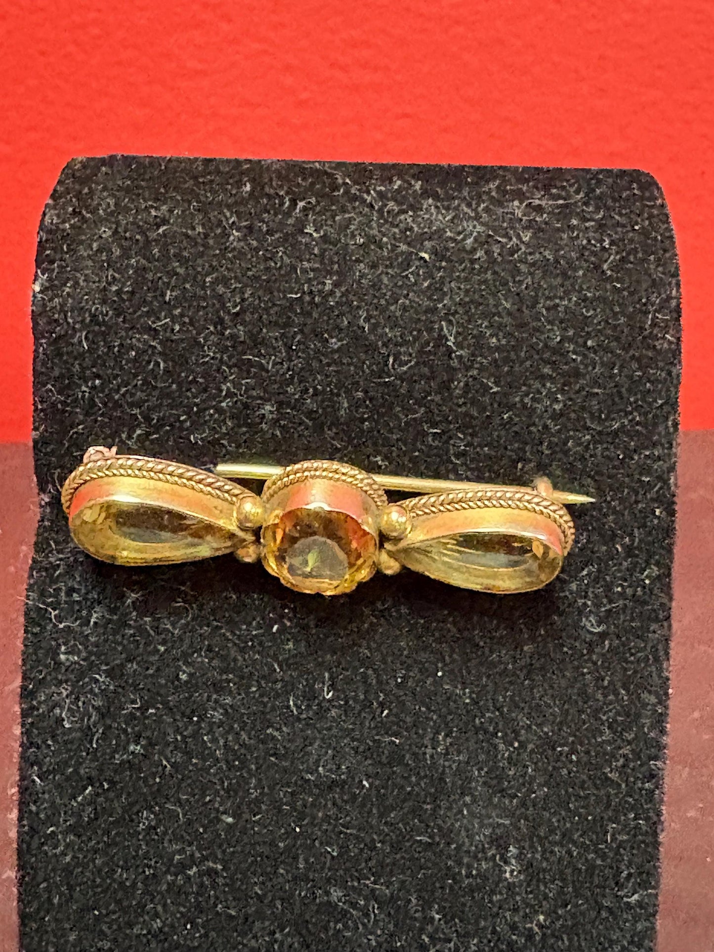 Victorian 14 karat gold and citrine brooch  wonderful quality  B