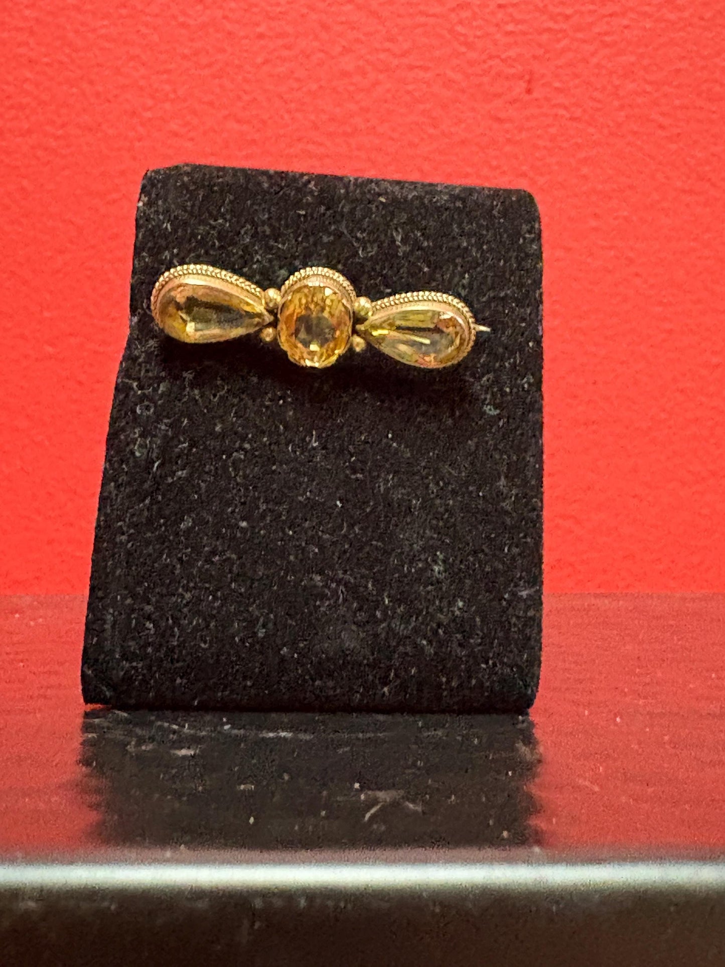 Victorian 14 karat gold and citrine brooch  wonderful quality  B