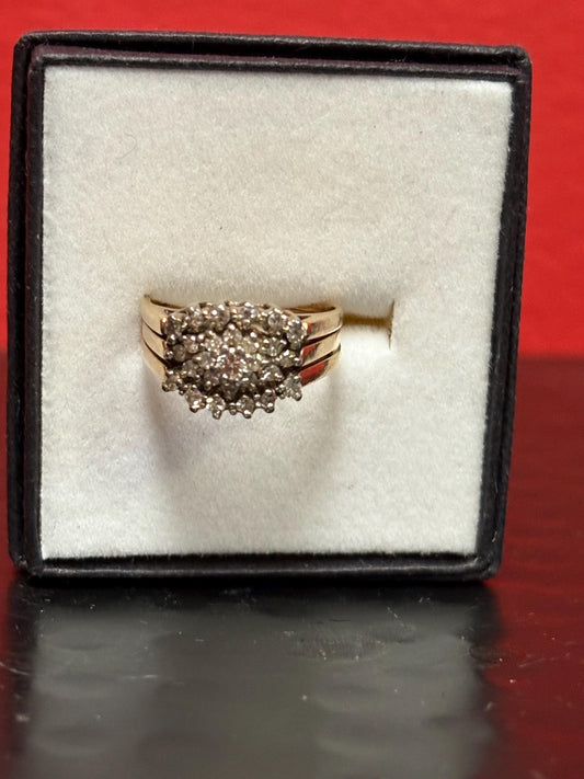 Stunning art deco 10 K gold and  amethyst ring  great design size 9.5  B -