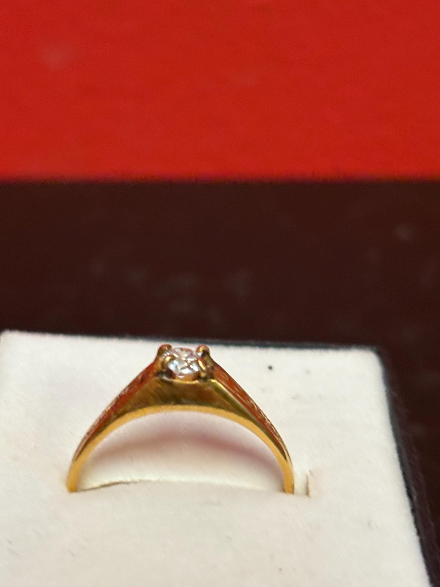 Lovely 14 K gold ring with one lovely diamond  elegant - size 9.25 - B -