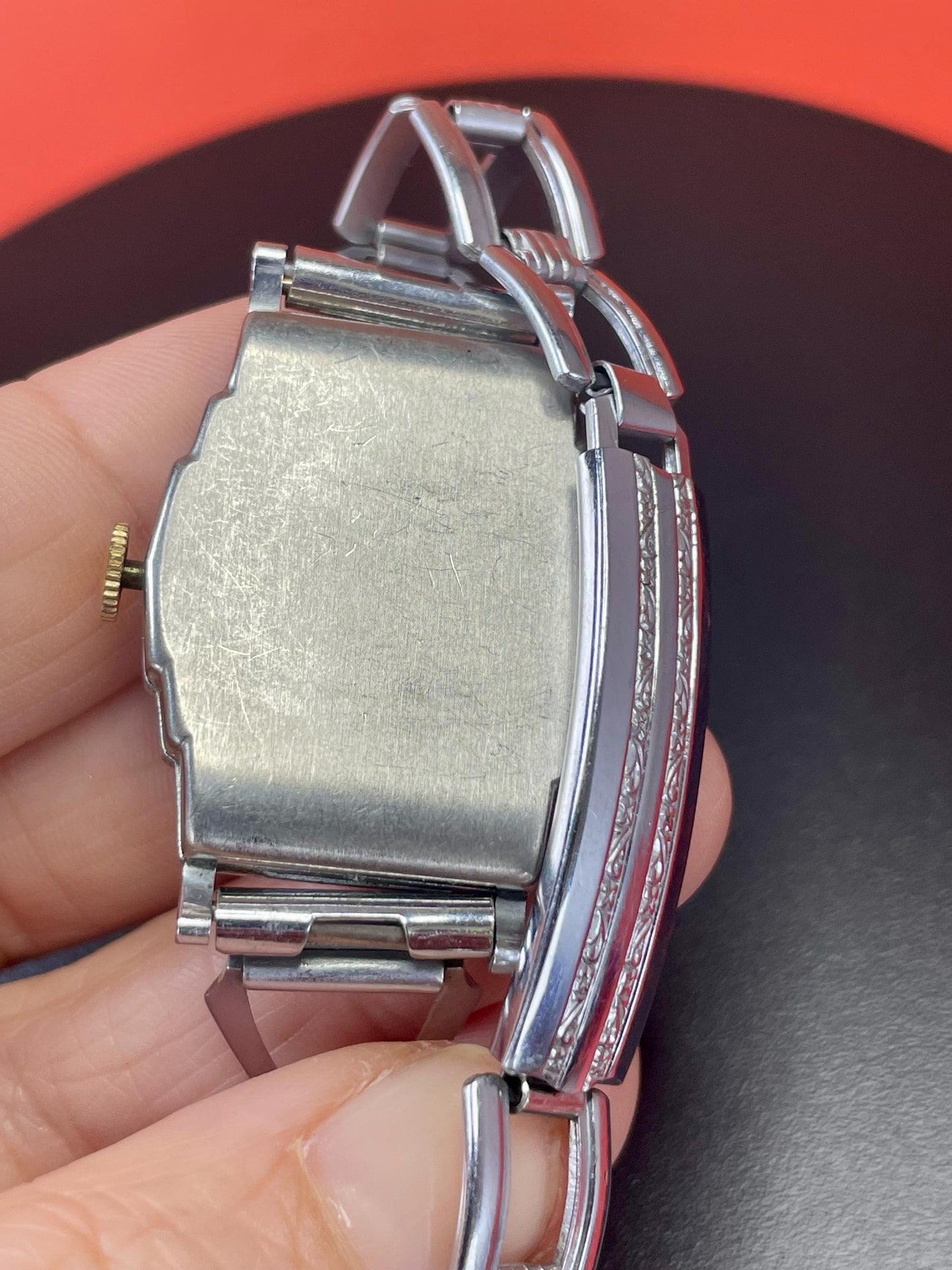 Lovely vintage Art Deco Style Silver coloured watch  not sure if it works so as is  good project and great value