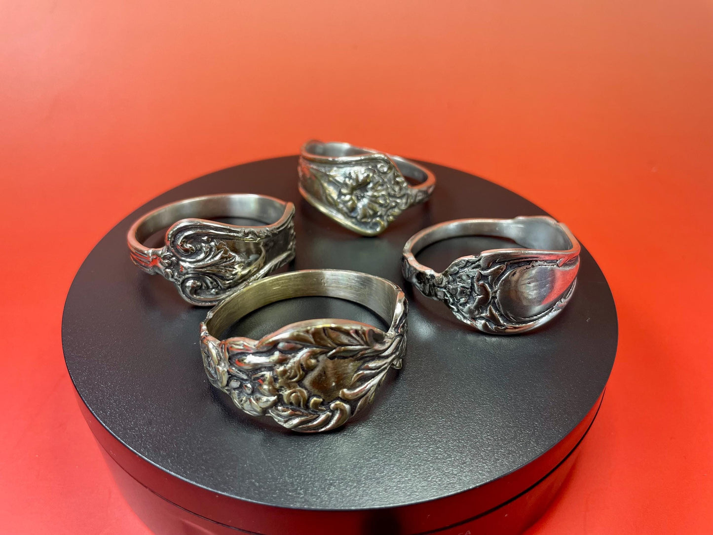 Set of 4 Metal Napkin Rings