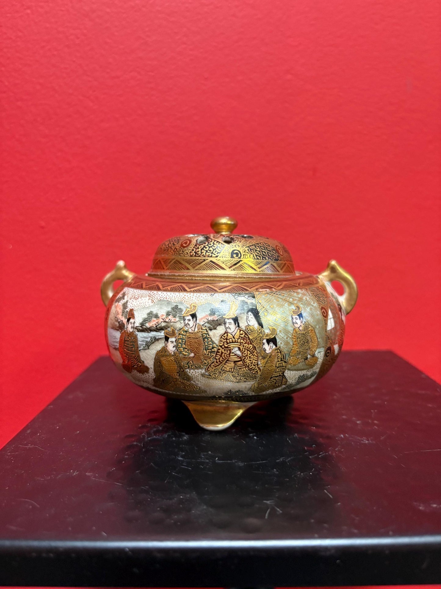 Lovely antique Japanese signed detailed Satsuma 4 x 4 lidded jar    wonderful piece  in mint condition  Collector take notice