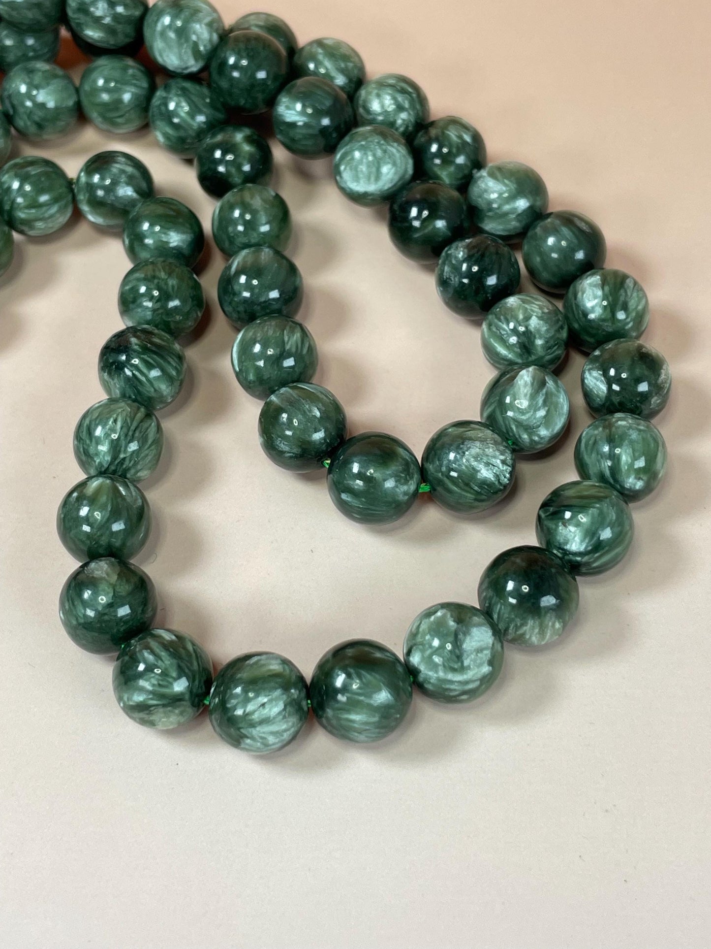 Cool Green Glass Beaded Necklace  no clasp