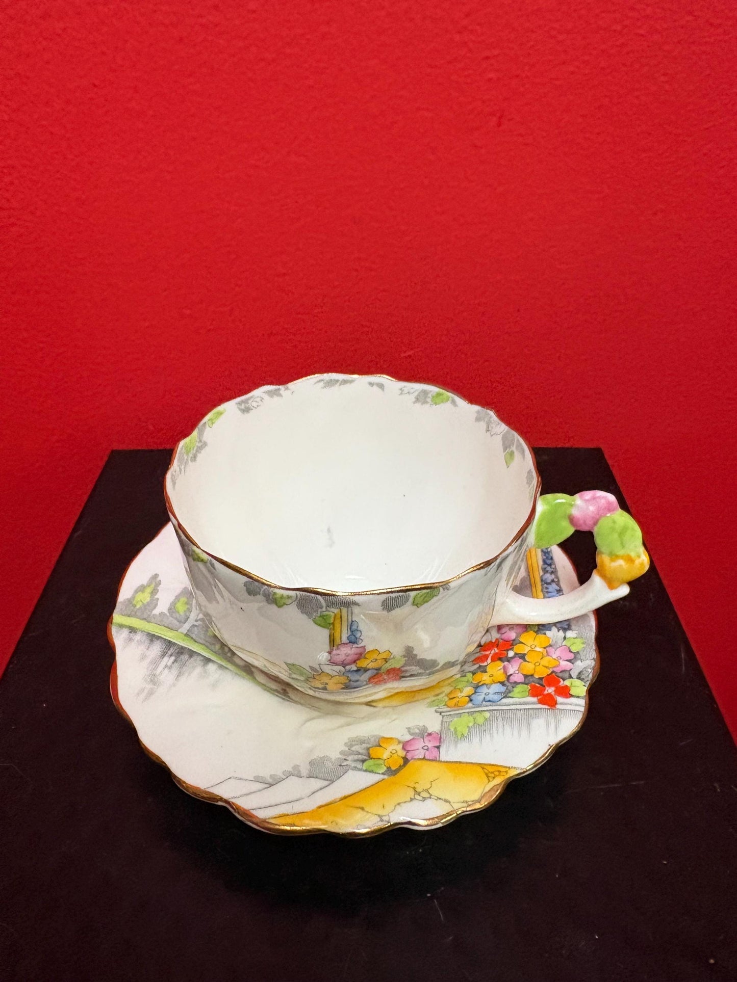Lovely paragon cup and saucer   flower handle - great condition - see photos