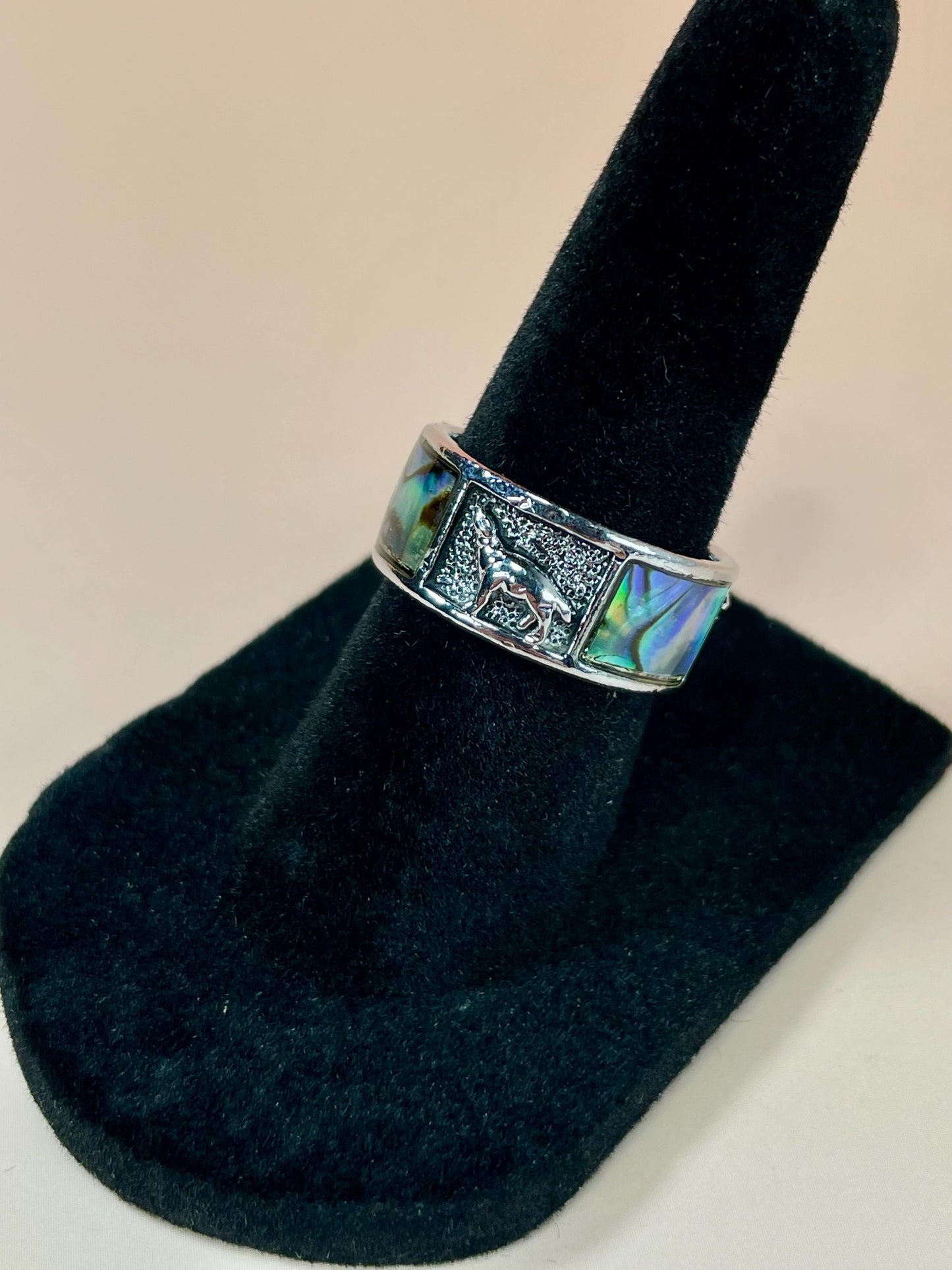 Size 6 Sterling Silver and Abalone ring  Wolf Design - B