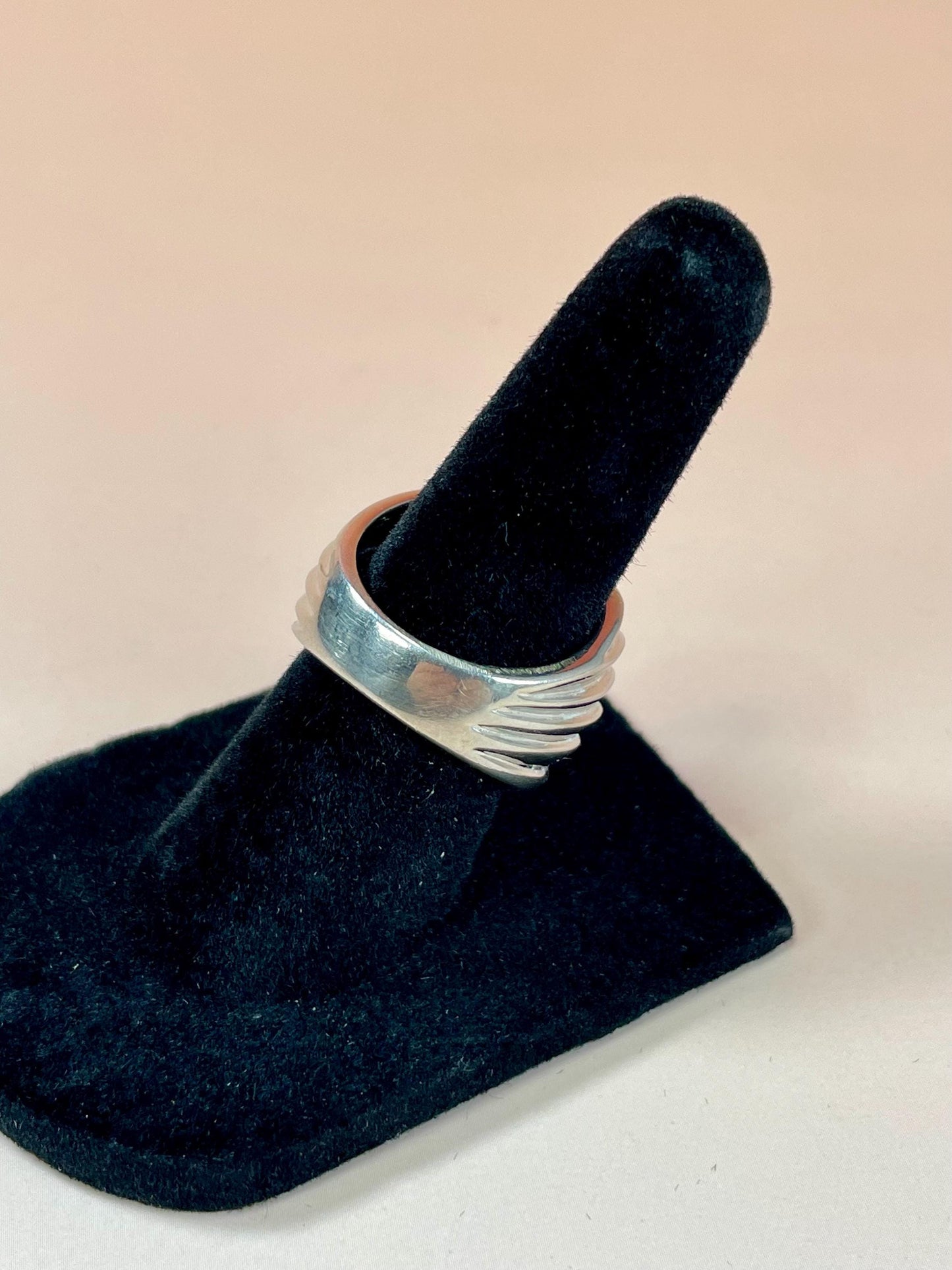 Beautiful sterling silver Chunky ring   size 6  shiny and beautiful  amazing value - B