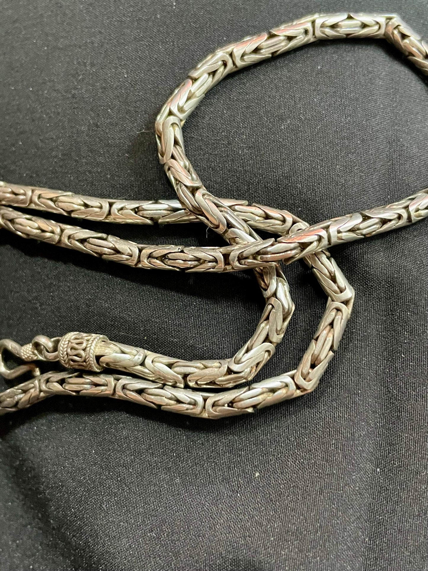 Gorgeous Sterling Silver Chain Necklace - B