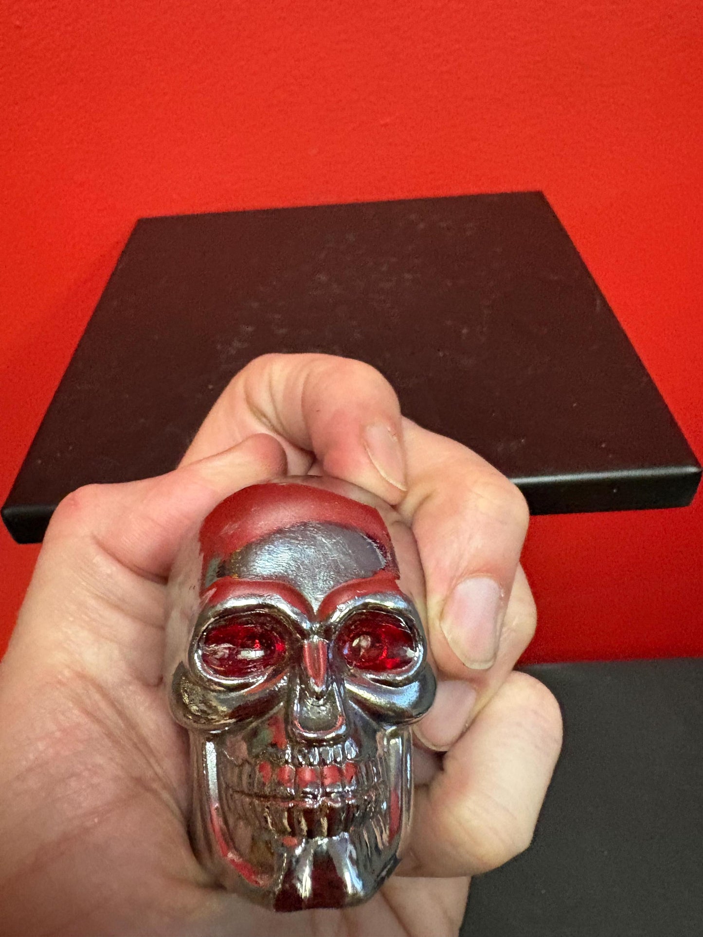 Amazing vintage American chrome 2.4 inch high stick shift handle in the shape of a skull  crazy cool and very heavy