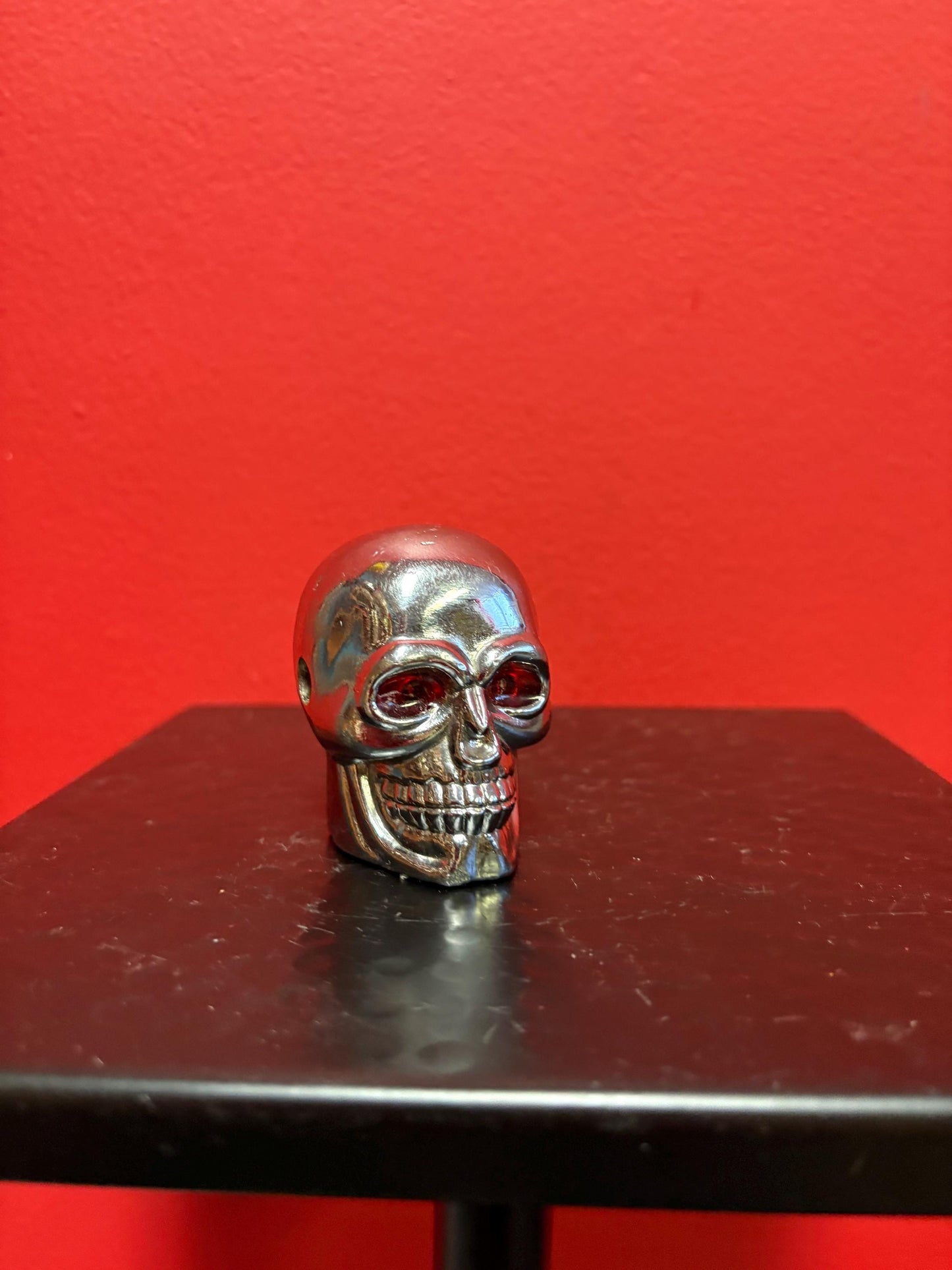 Amazing vintage American chrome 2.4 inch high stick shift handle in the shape of a skull  crazy cool and very heavy