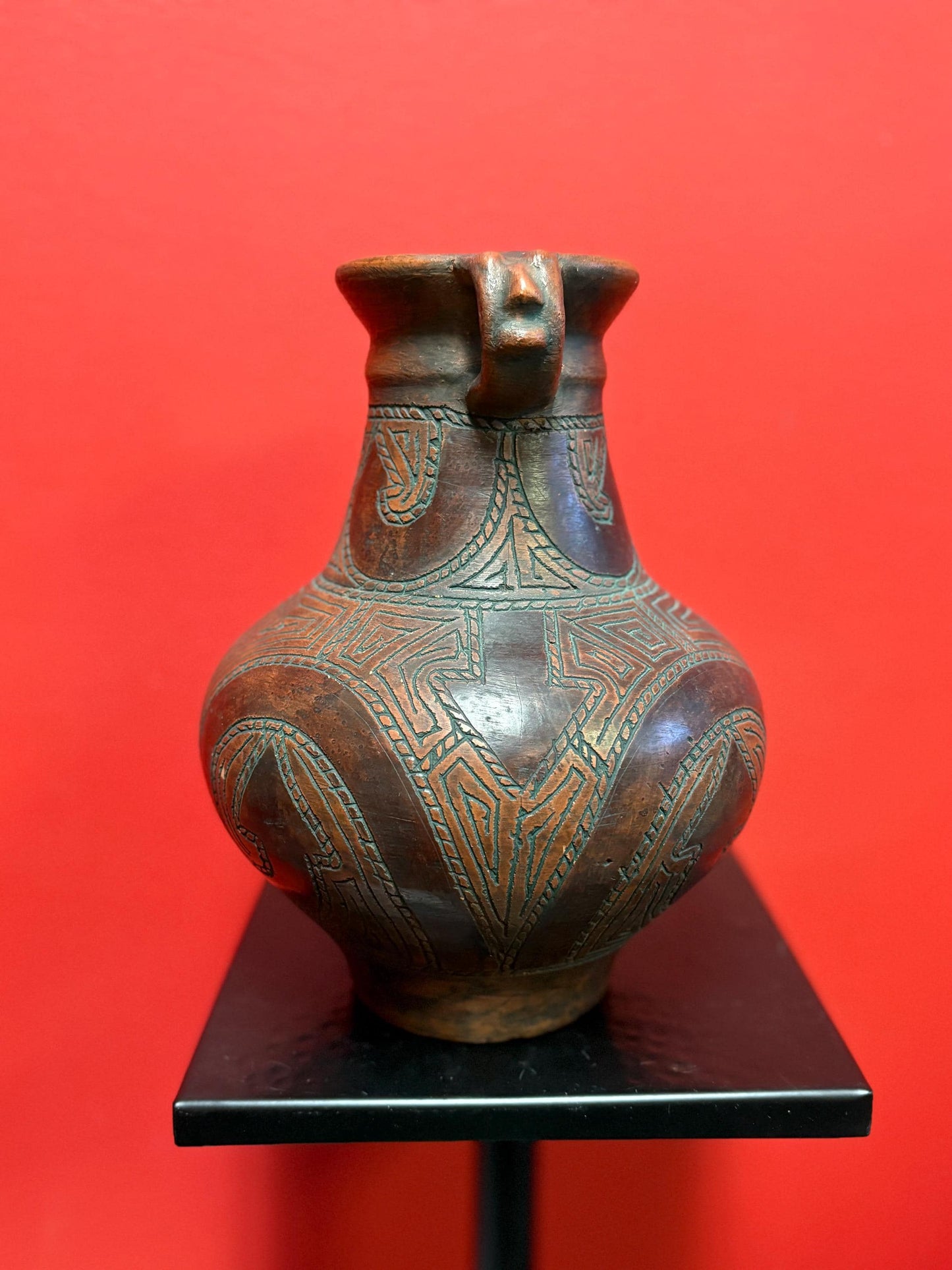 Antique South American Brazilian ARTSOUZA signed pottery vase in great condition  magnificent piece  9 inches high