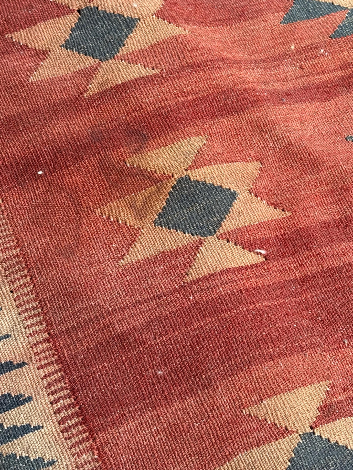 Stunning 65 x 48 antique Navajo wool rug - as is  see photos  perfect for high traffic space  great value