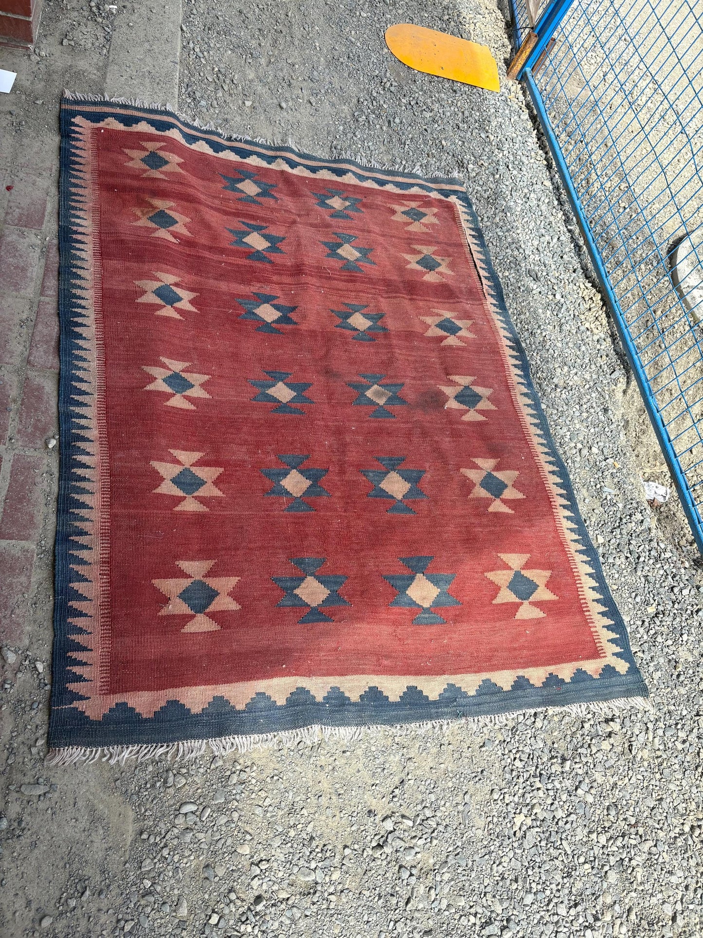 Stunning 65 x 48 antique Navajo wool rug - as is  see photos  perfect for high traffic space  great value
