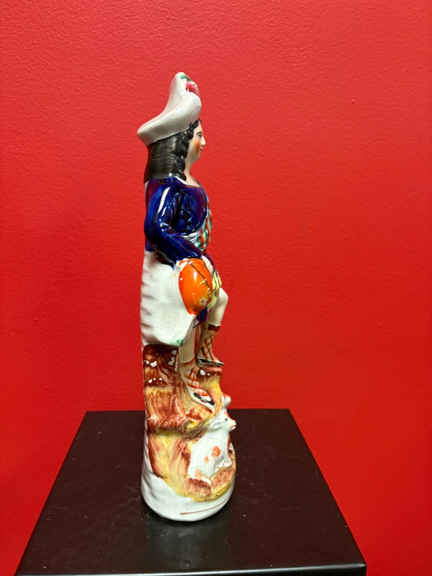 Beautiful  antique 11 inch tall Staffordshire, flat back statue of a soldier with dogs   great condition