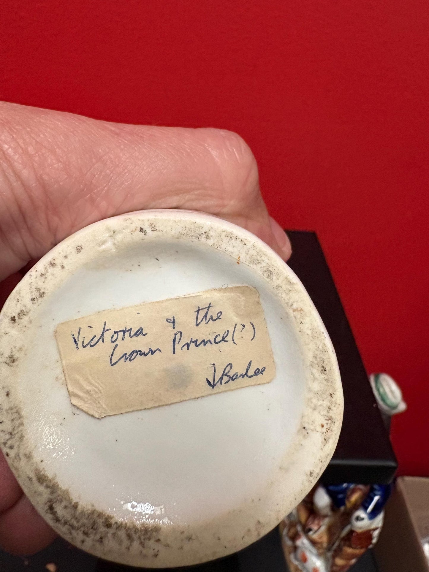 Beautiful  rare antique 6 inch tall Staffordshire statue of Queen Victoria and the Prince   great condition  1841  wow