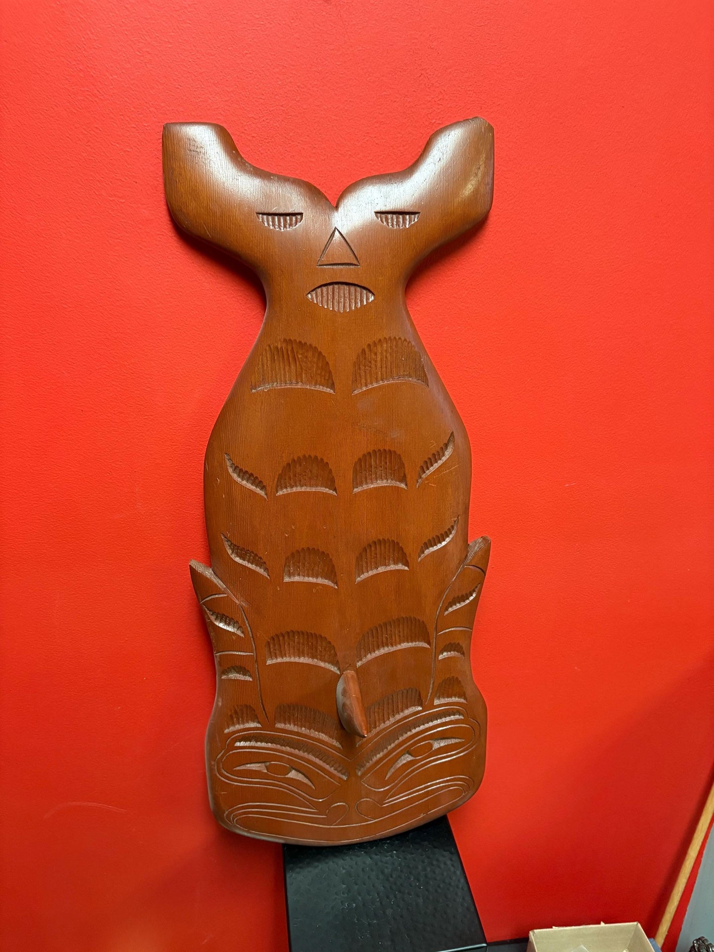 Beautiful 29 x 14 indigenous First Nations Pacific Northwest Coast unsigned killer whale plaque  huge and beautiful  wow