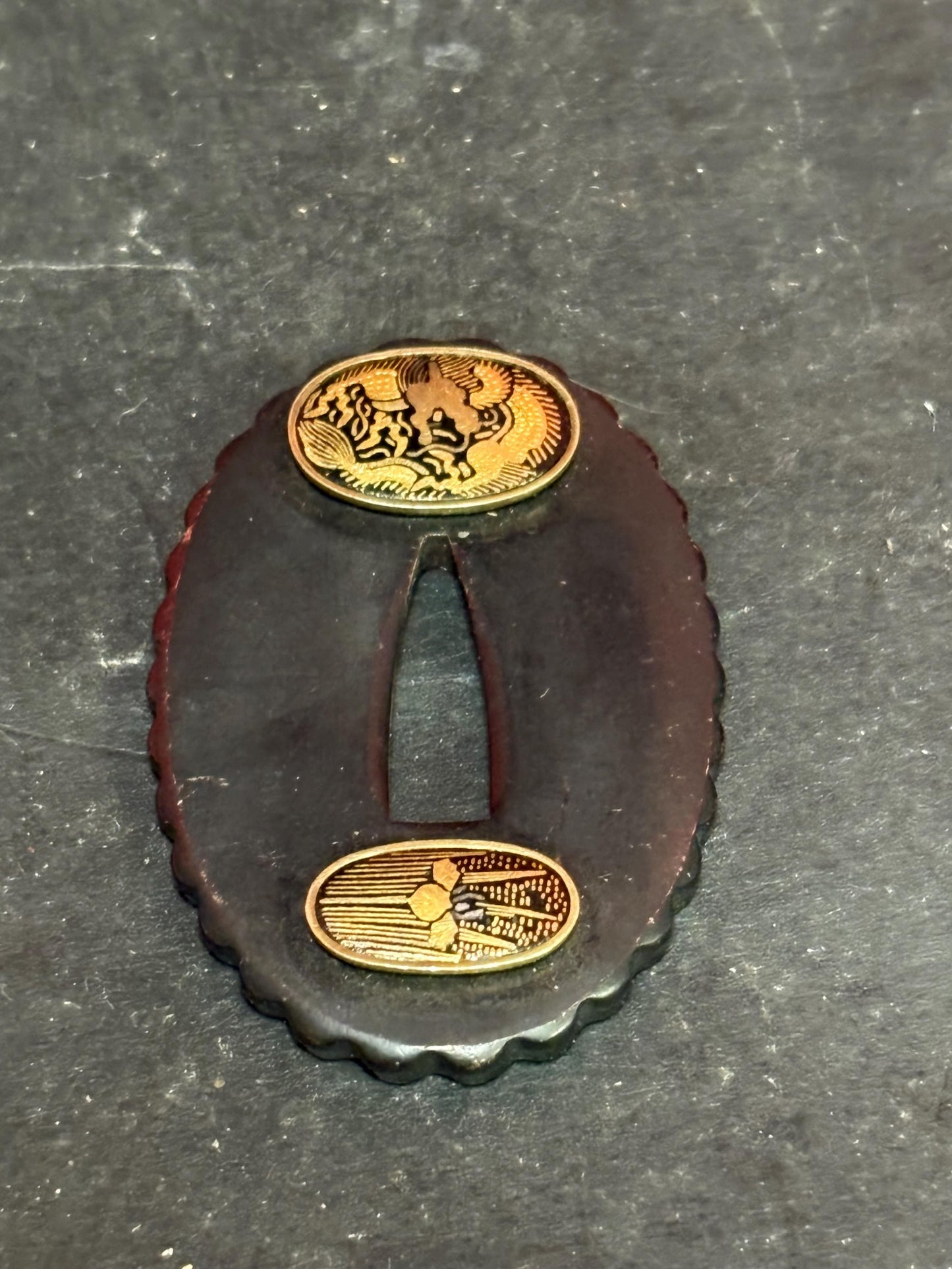Incredible 2 inch Japanese katana TSUBA - bronze and gilt - fabulous detail  wow   Japanese samurai tsuba
