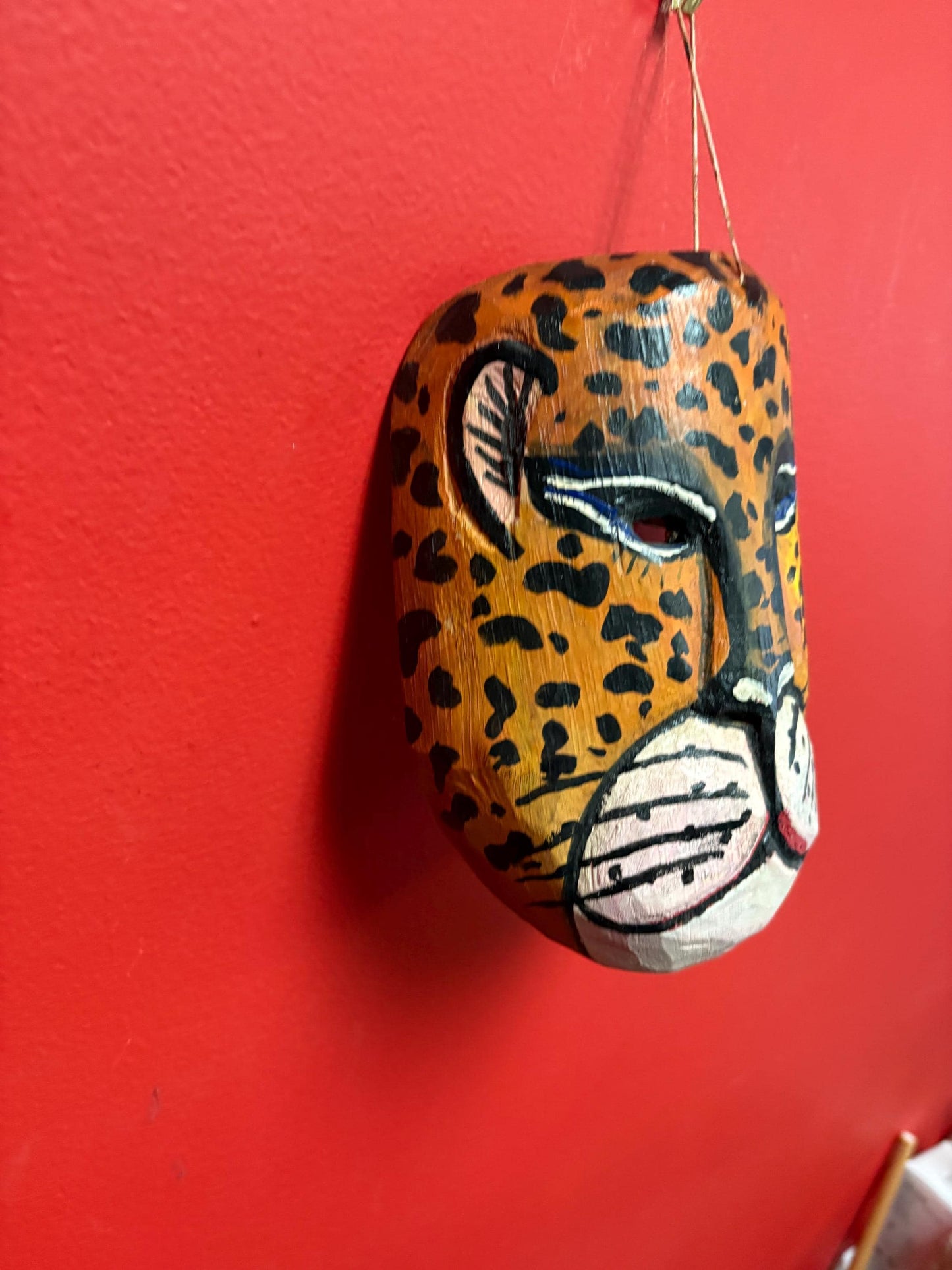 Very cool Asian wood animal mask  7 inches long and so much character great value  cheetah be cool