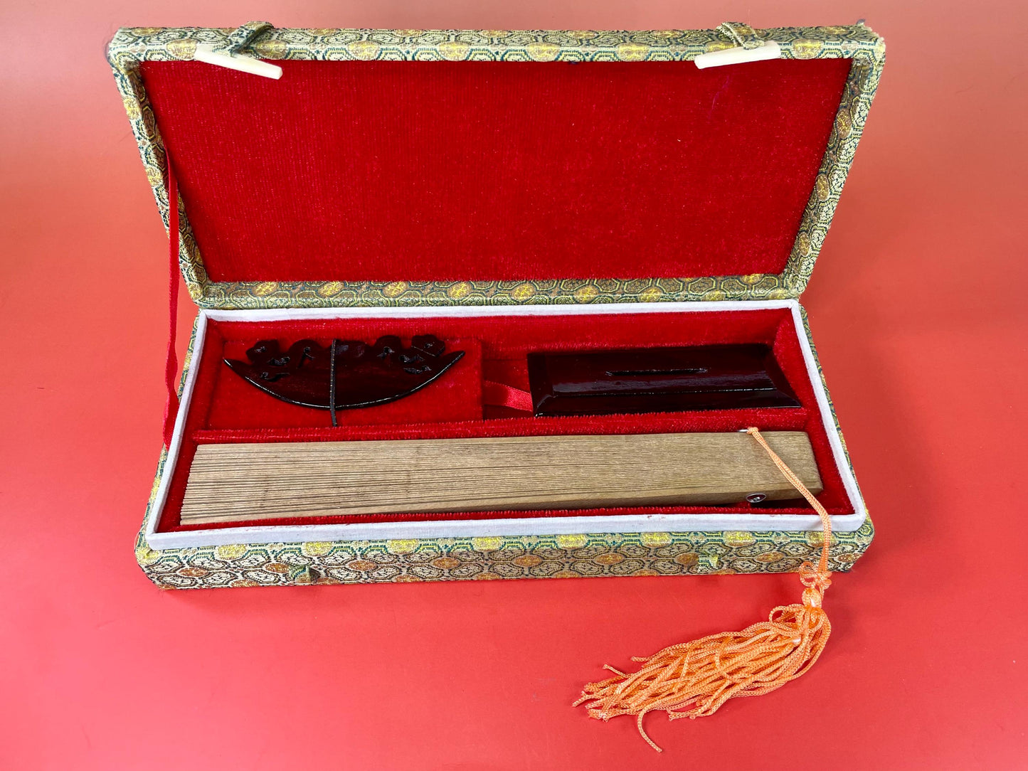 Stunning Wooden Chinese Fan with Stand  Box included