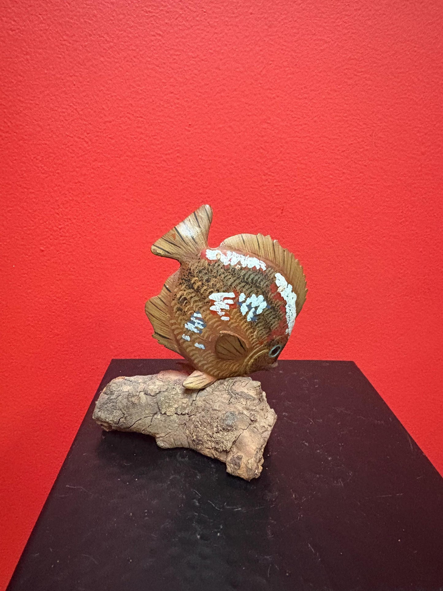 5 inch high wood  carved and painted fish on Burl wood stand  great detail and perfect gift  value priced