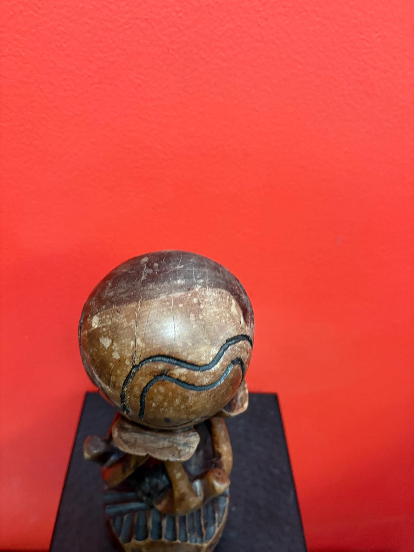 Lovely vintage African wooden statue of people holding up the world  9 inches tall  peaceful art sculpture