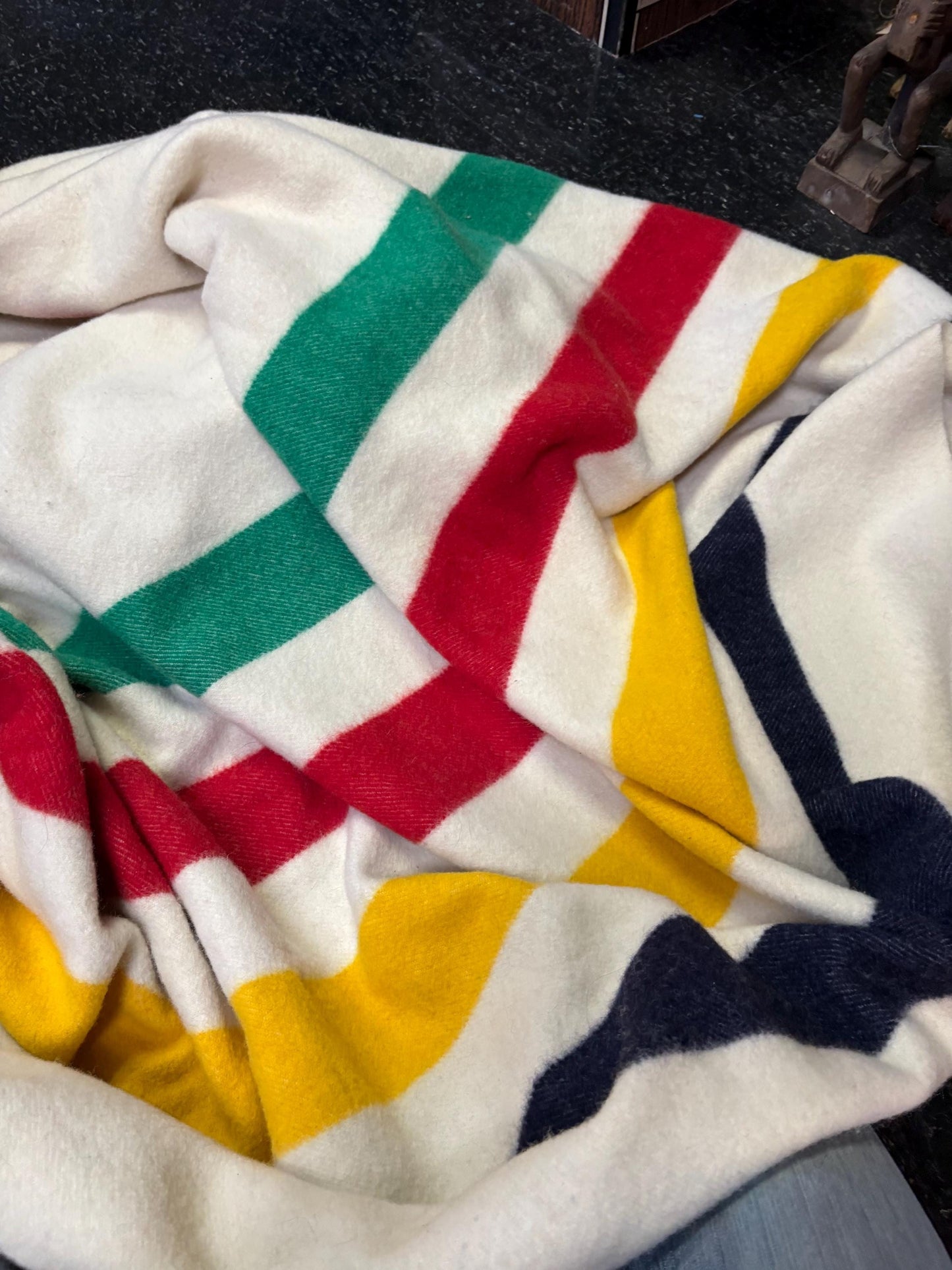 HBC Hudson Bay wool  blanket authentic with tag - 6pt massive queen size  wow  see photos